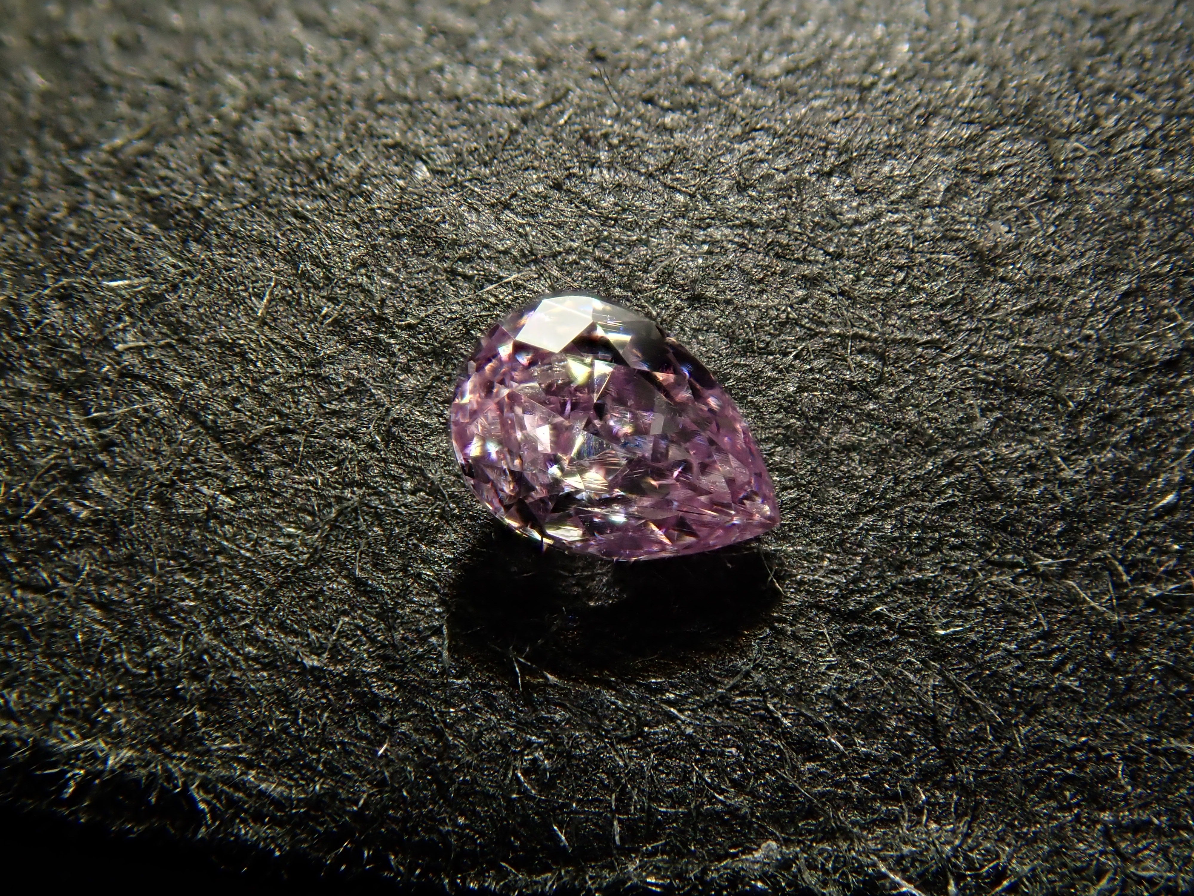 パープルダイヤモンド 0.041ctルース(FANCY PINK PURPLE, SI2)