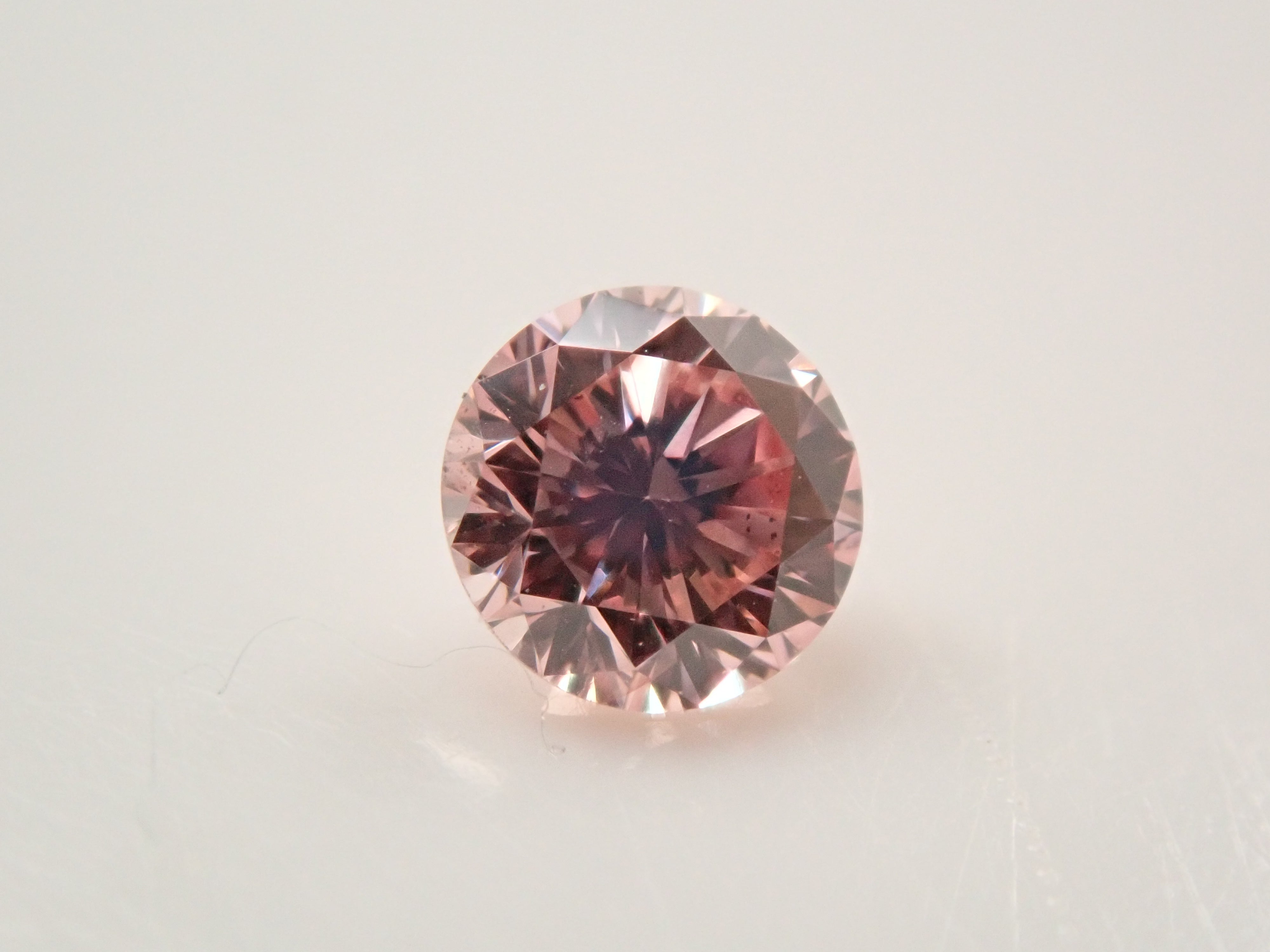 ピンクダイヤモンド 3.0mm/0.110ctルース(FANCY INTENSE PINK, SI2)