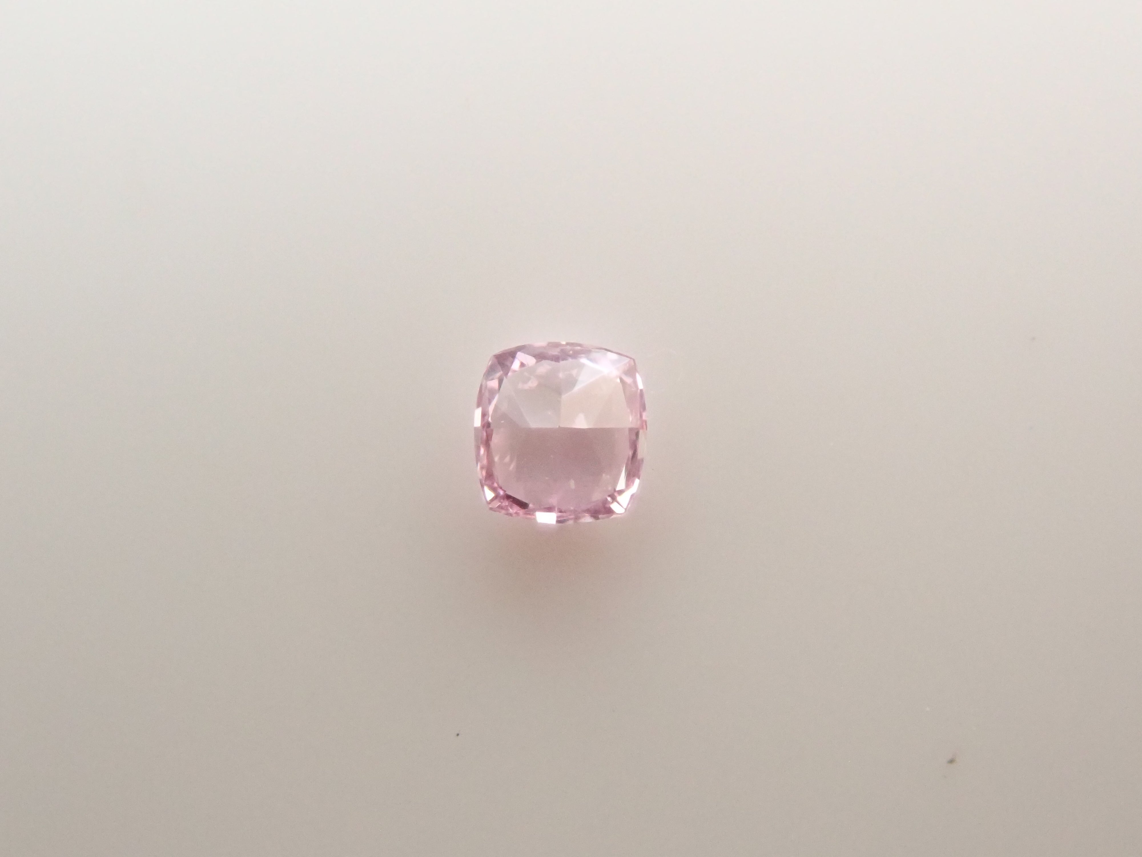 ピンクダイヤモンド 0.049ctルース(FANCY INTENSE PURPLE PINK, VS2)