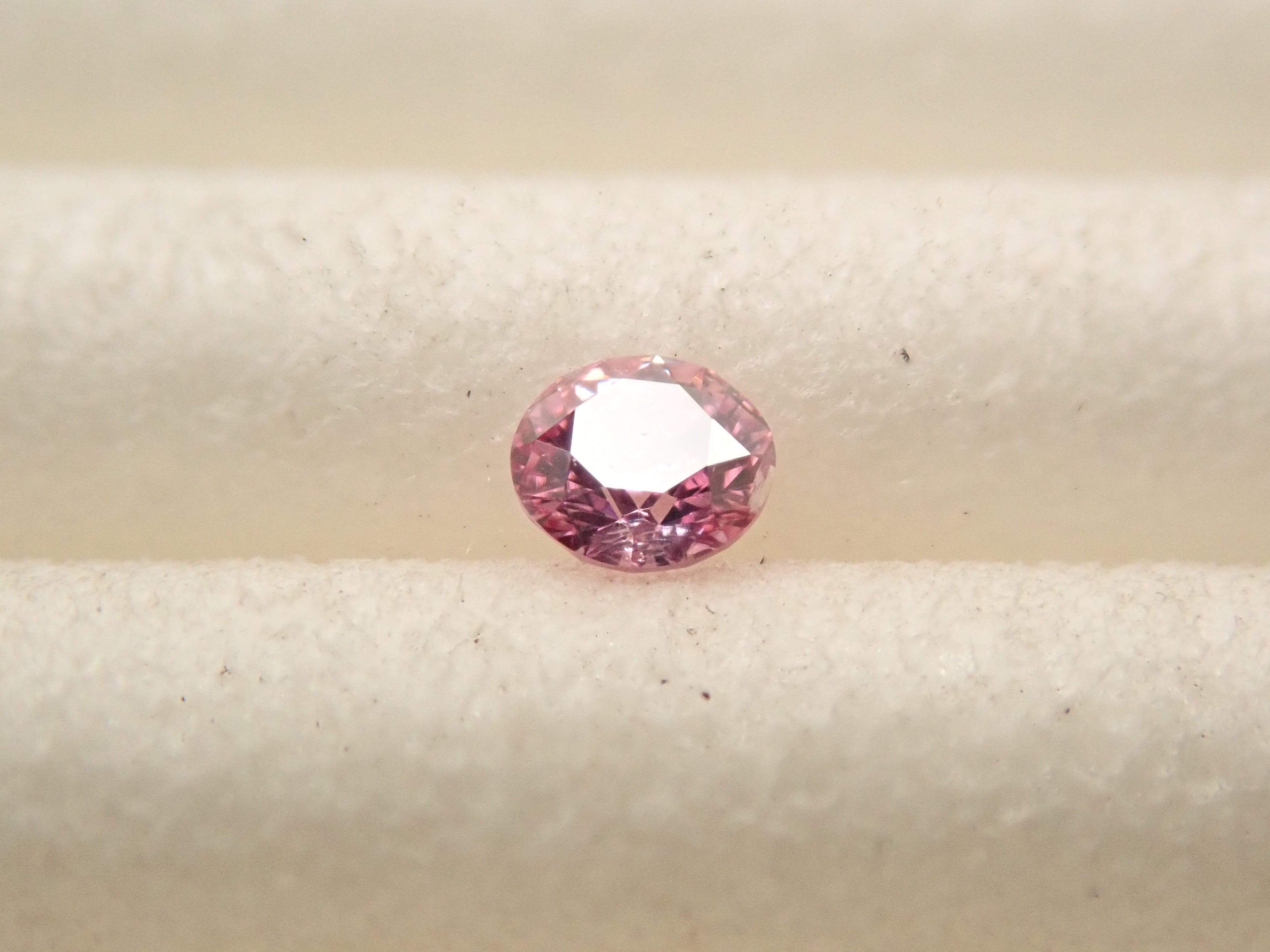 ピンクダイヤモンド 0.043ctルース(FANCY INTENSE PURPLISH PINK, I1)