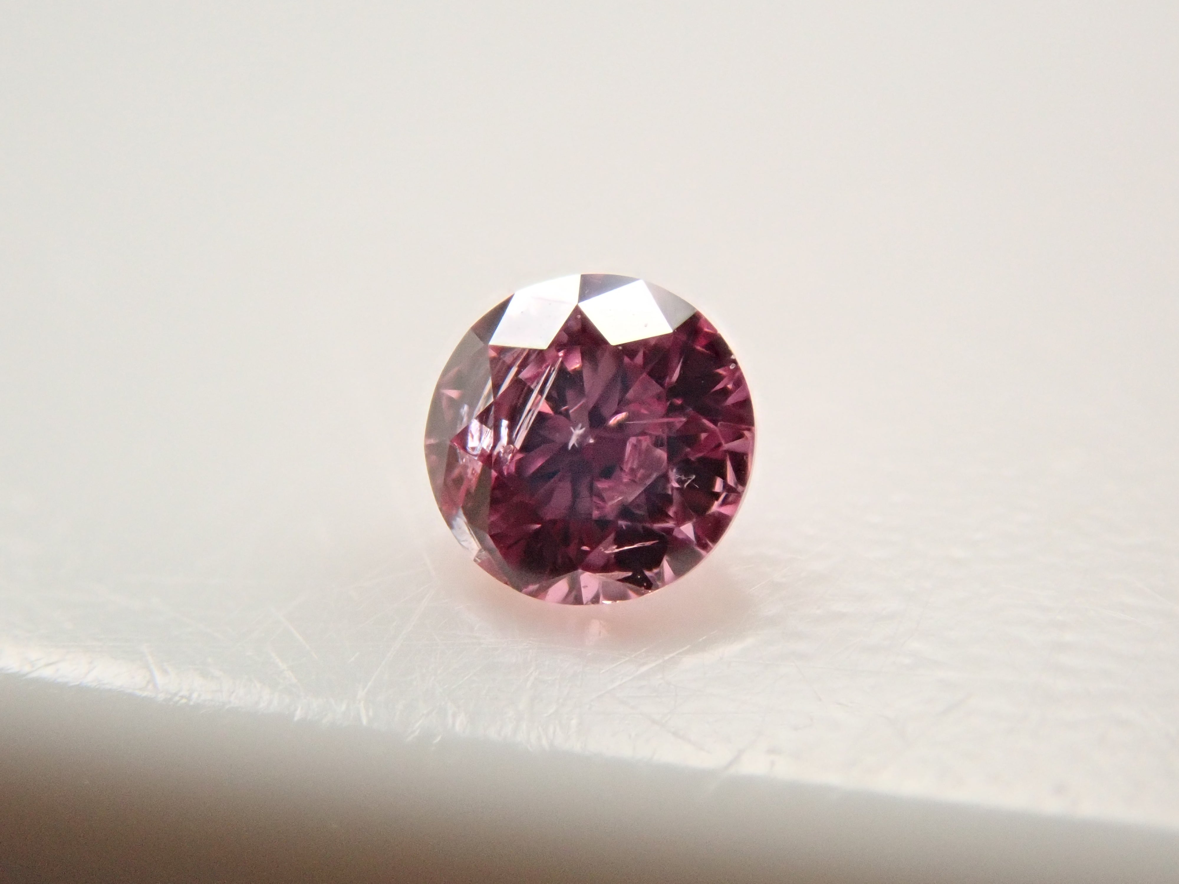 ピンクダイヤモンド 0.043ctルース(FANCY INTENSE PURPLISH PINK, I1)