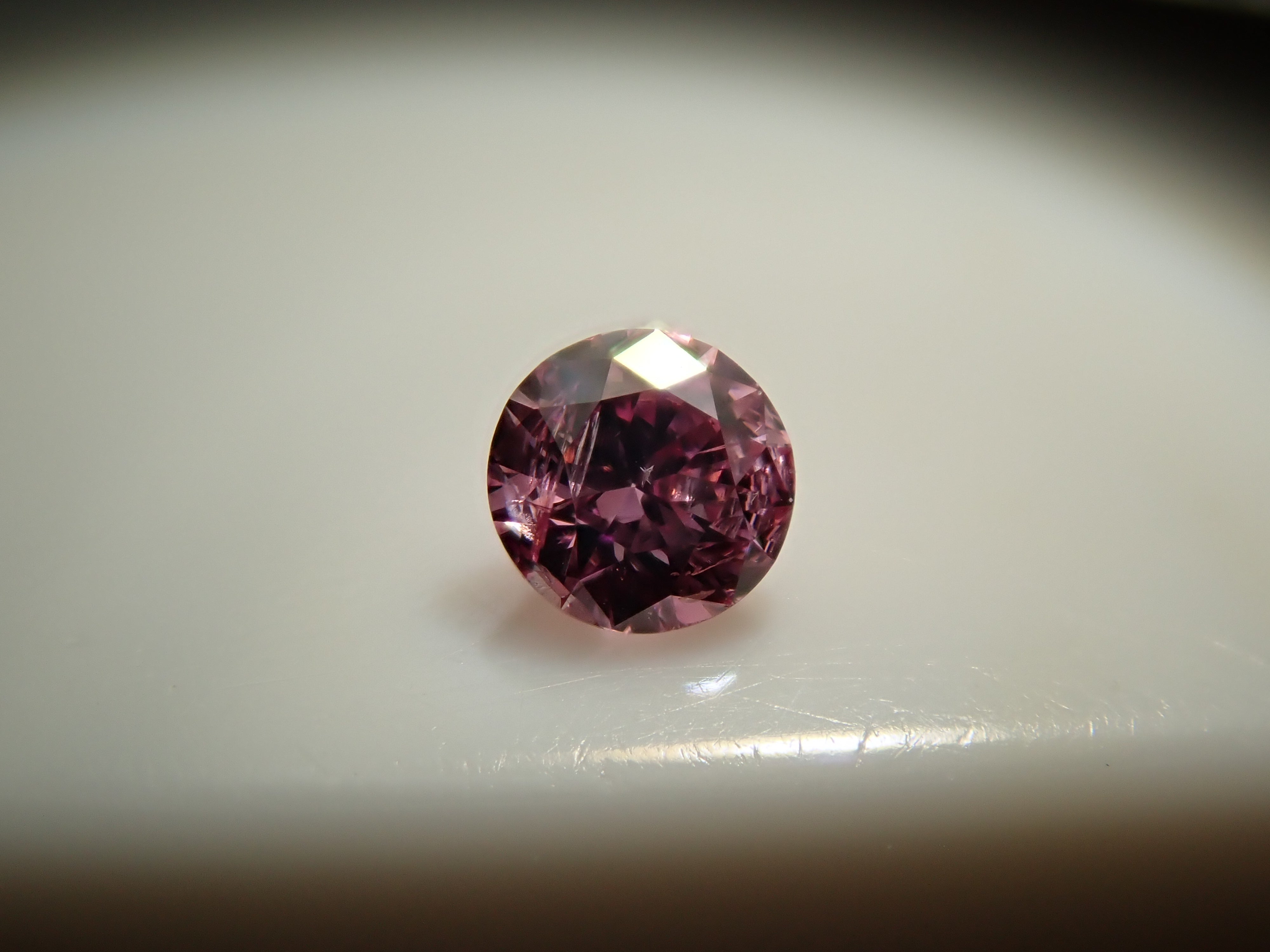 ピンクダイヤモンド 0.043ctルース(FANCY INTENSE PURPLISH PINK, I1)