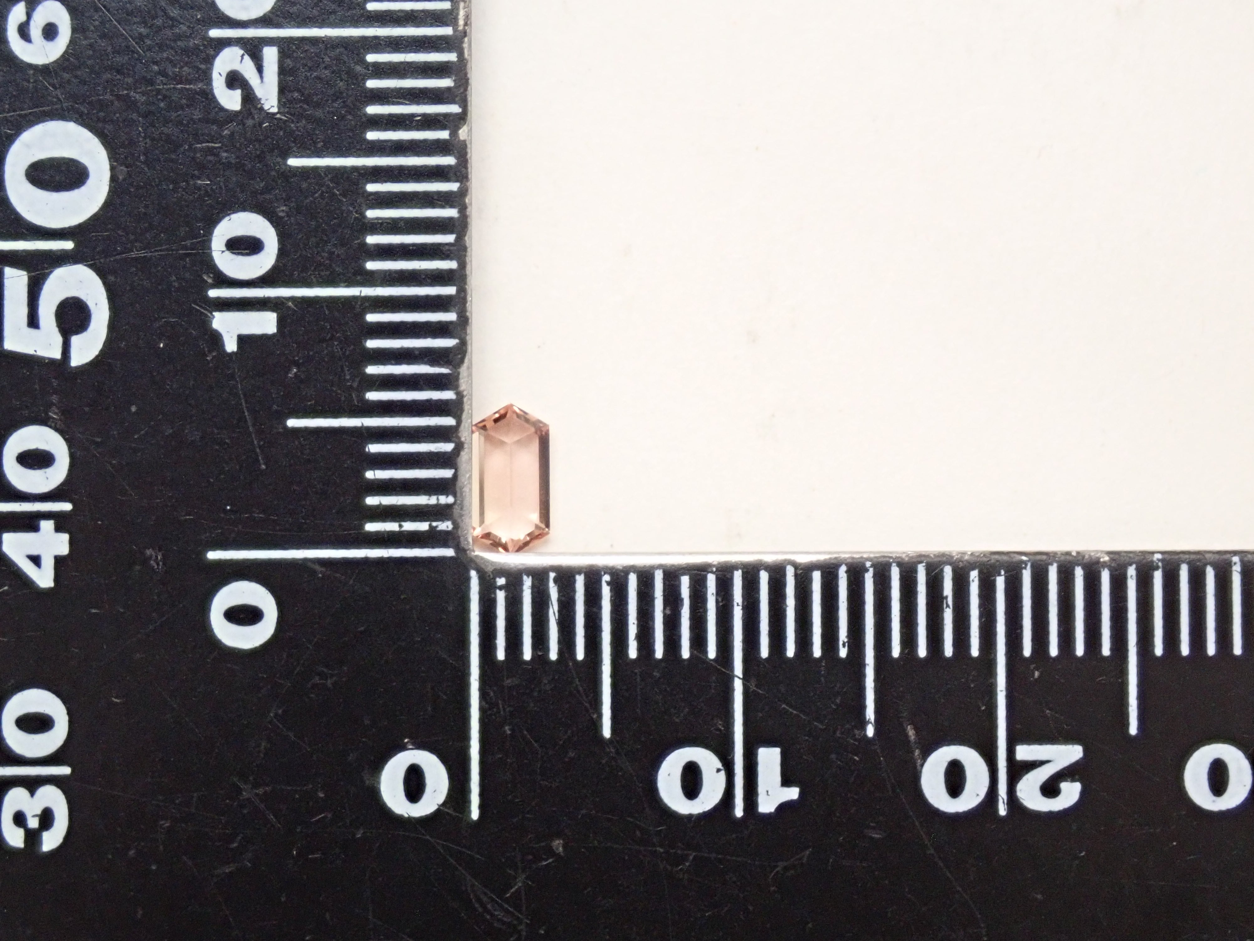 マダガスカル産サファイア 0.298ctルース