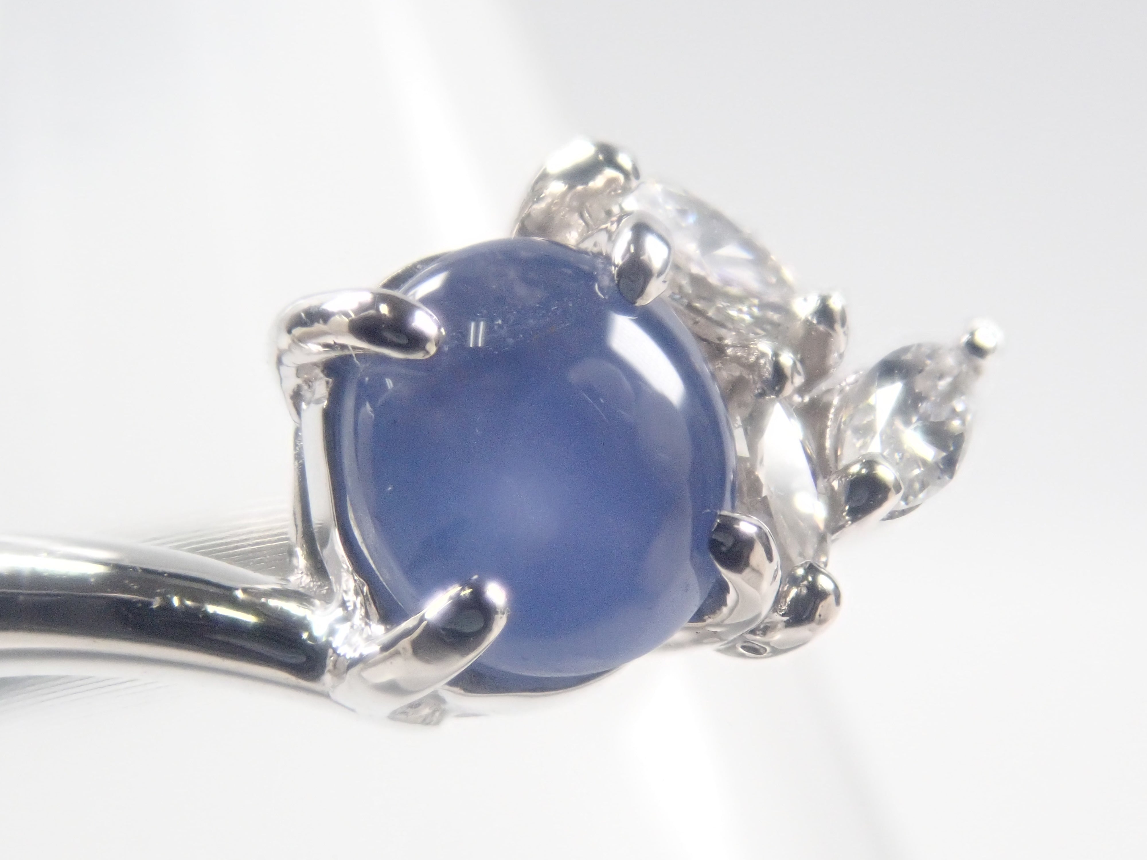 【8/25 22時販売】【カラフリ】Pt900 スターサファイア 0.744ct・ダイヤモンド0.167ctリング 鑑別書
