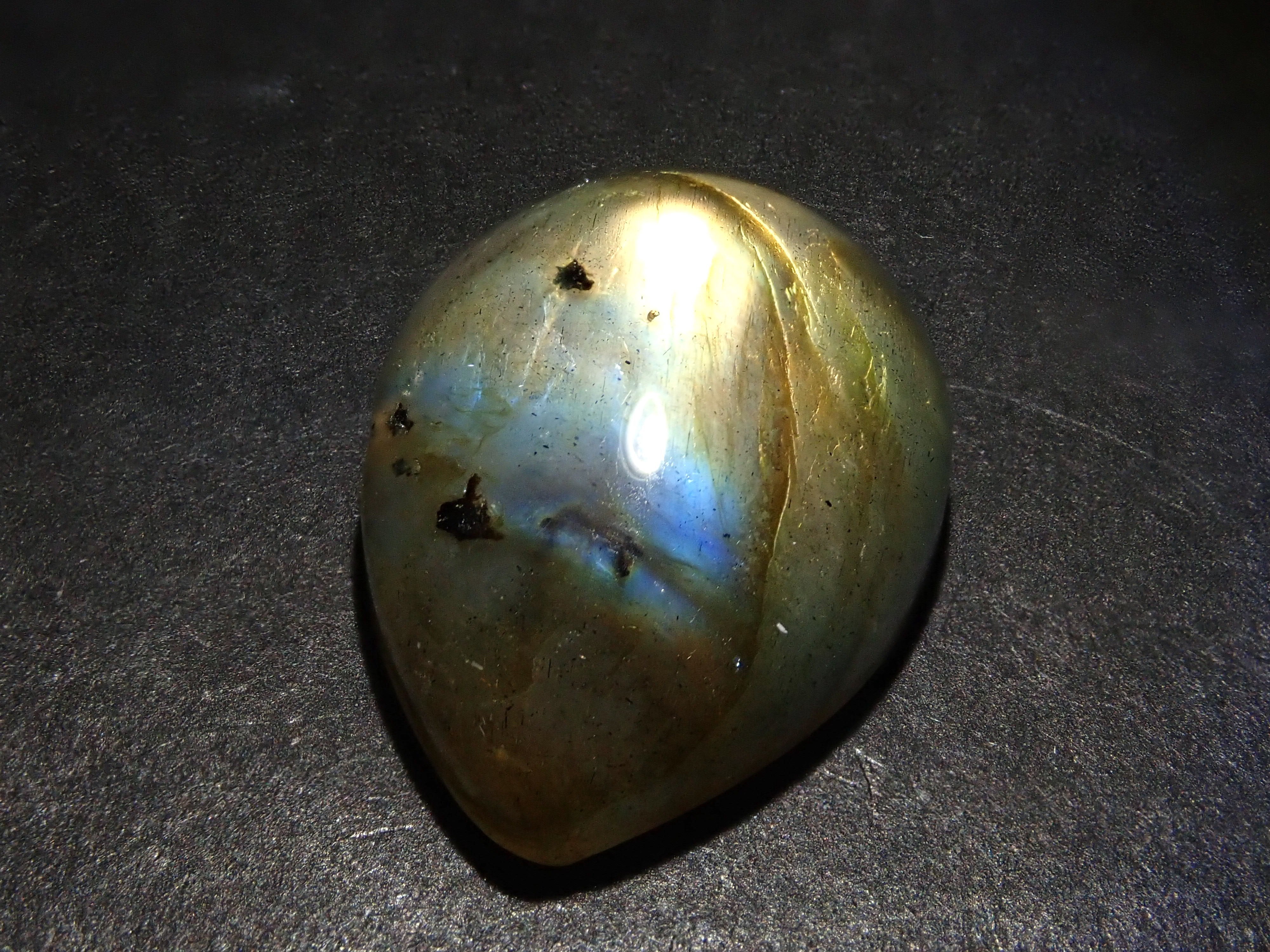 ラブラドライト1石ルース(12×16mm)《複数購入割引有》