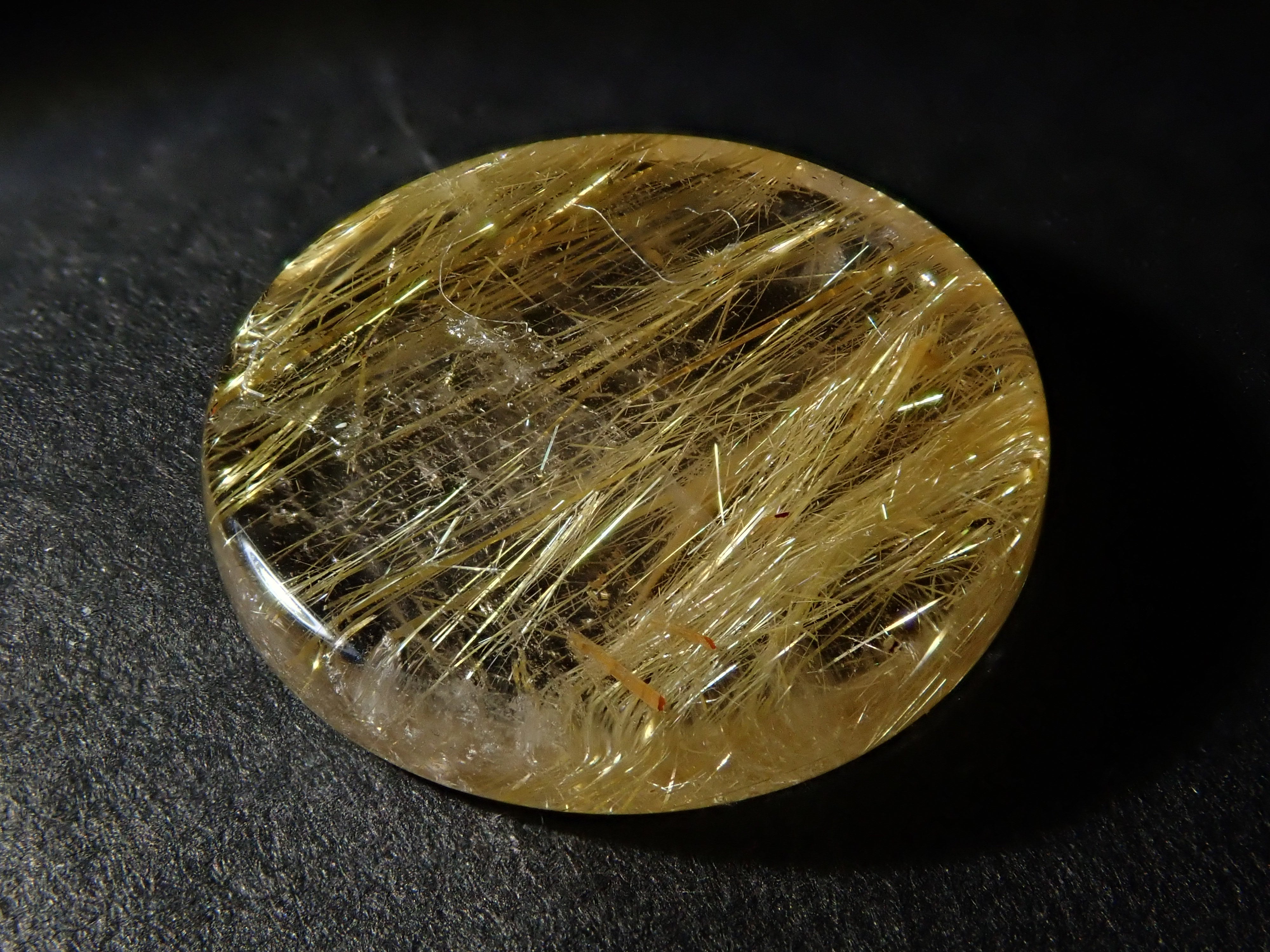 ルチルクォーツ1石ルース(12mm)《複数購入割引有》
