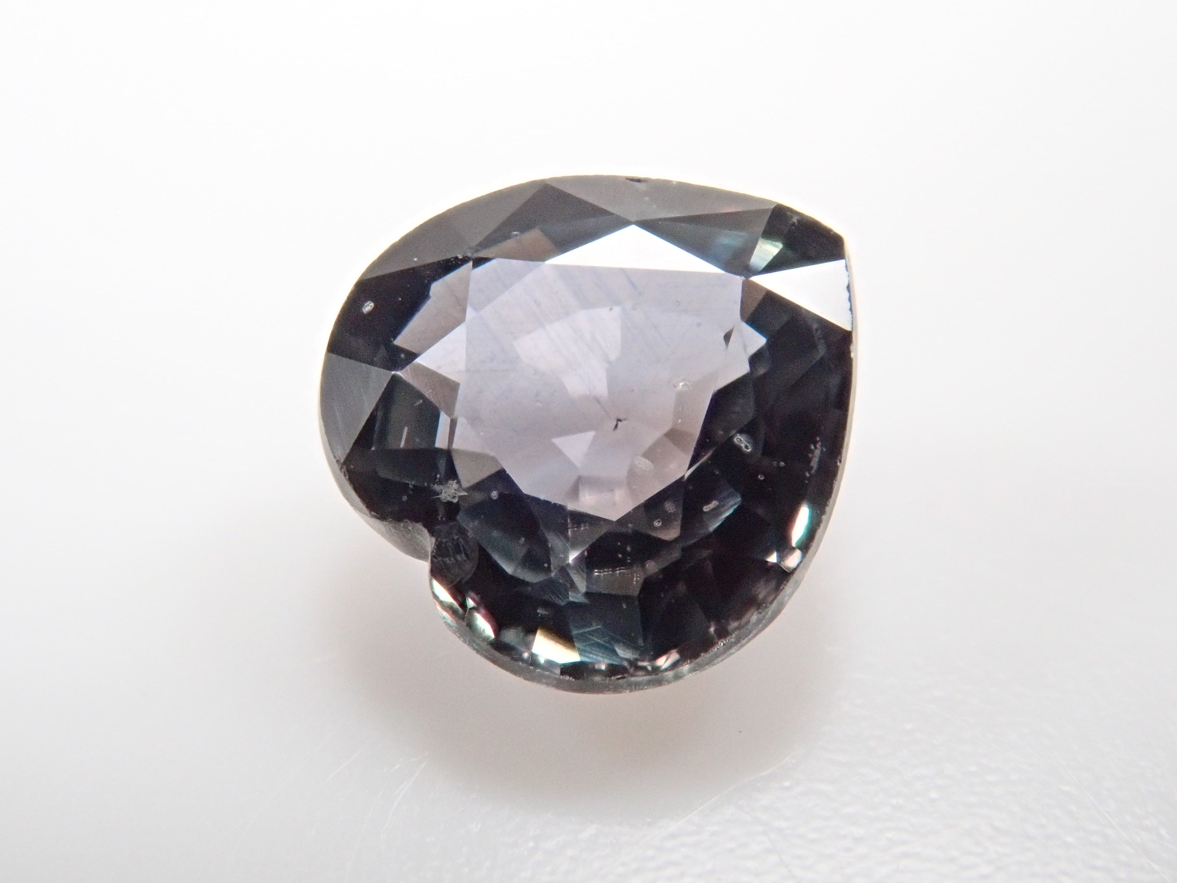 【12544888掲載】バイカラーサファイア 0.704ctルース