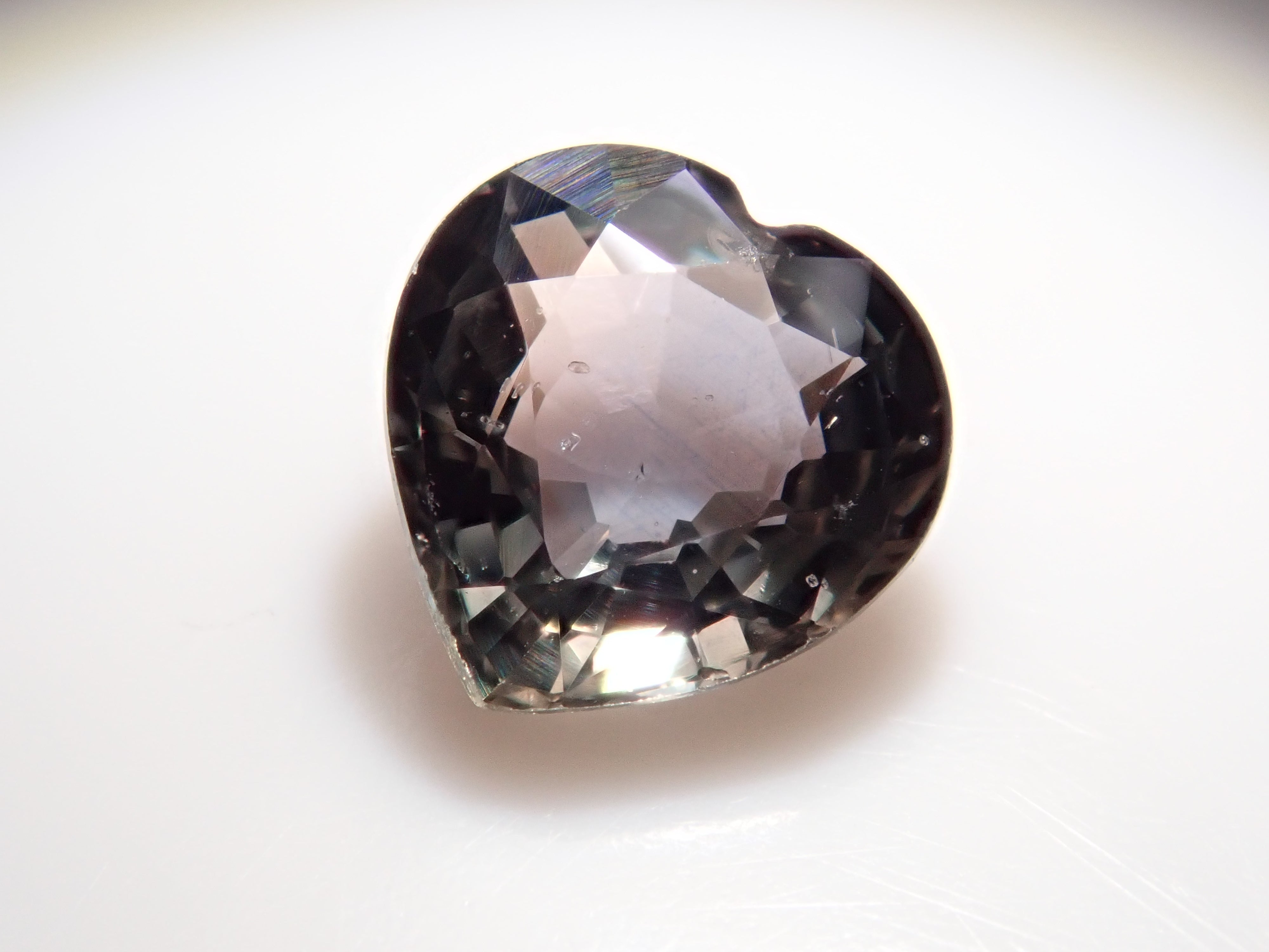 【12544888掲載】バイカラーサファイア 0.704ctルース