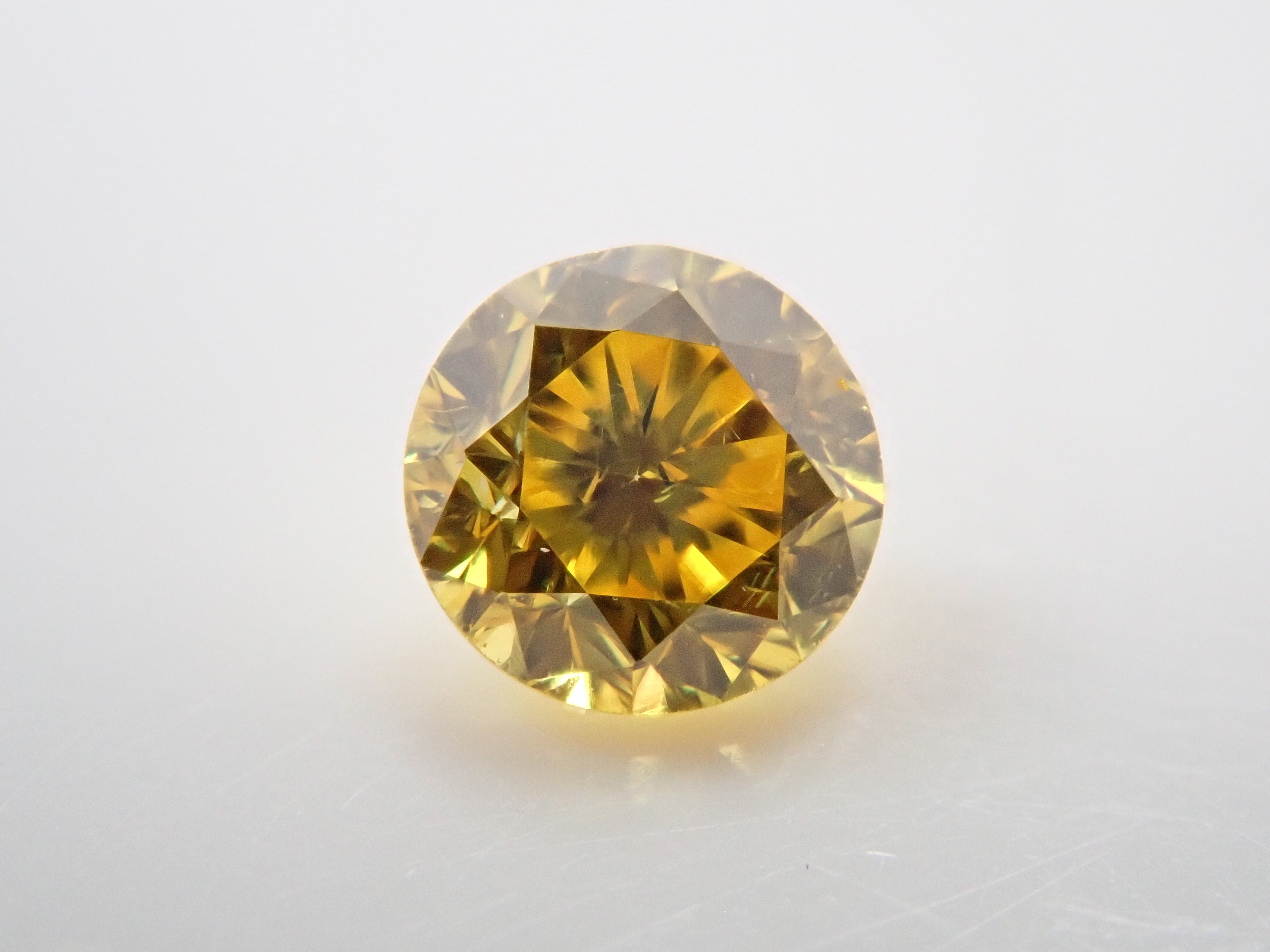 【32501968掲載】イエローダイヤモンド 0.144ctルース(FANCY VIVID YELLOW, SI-2)