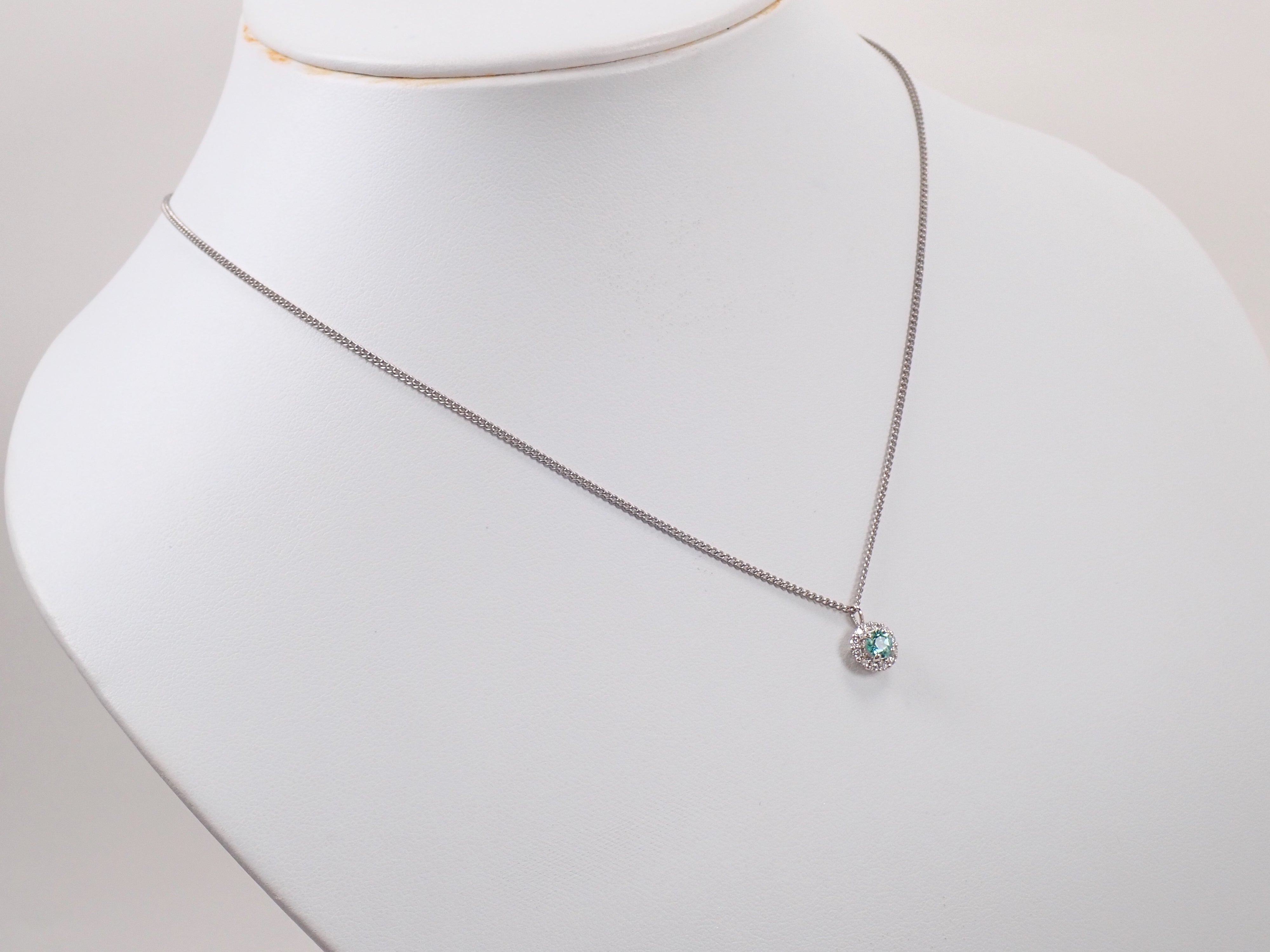 【抽選販売0812_02】Pt900 コロンビア産ミントカラーエメラルド 4mm/0.22ct ・ダイヤモンド0.16ctペンダントトップ(ネックレストップ)鑑別書