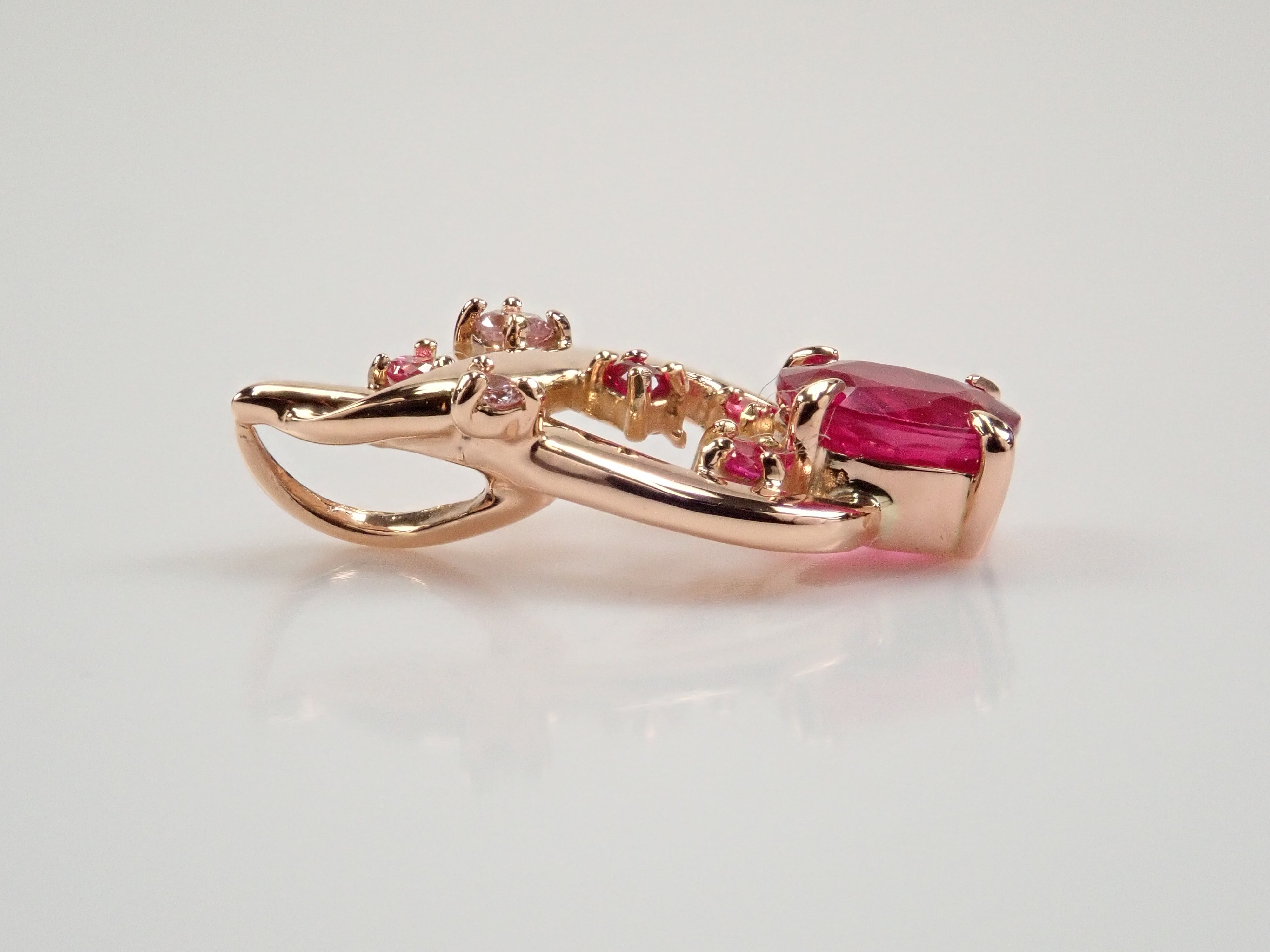 K18PG ピジョンブラッドルビー 0.4ct ペンダントトップ(ネックレストップ)