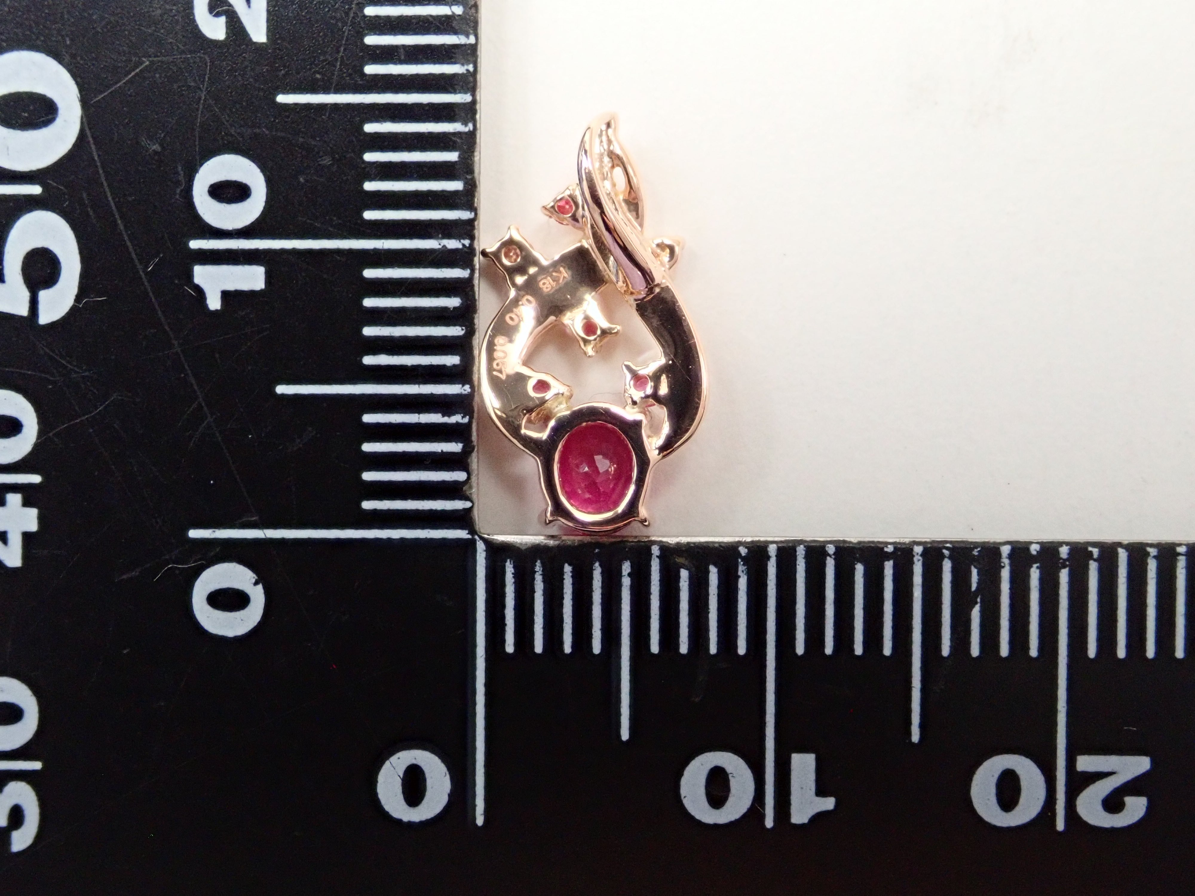 K18PG ピジョンブラッドルビー 0.4ct ペンダントトップ(ネックレストップ)