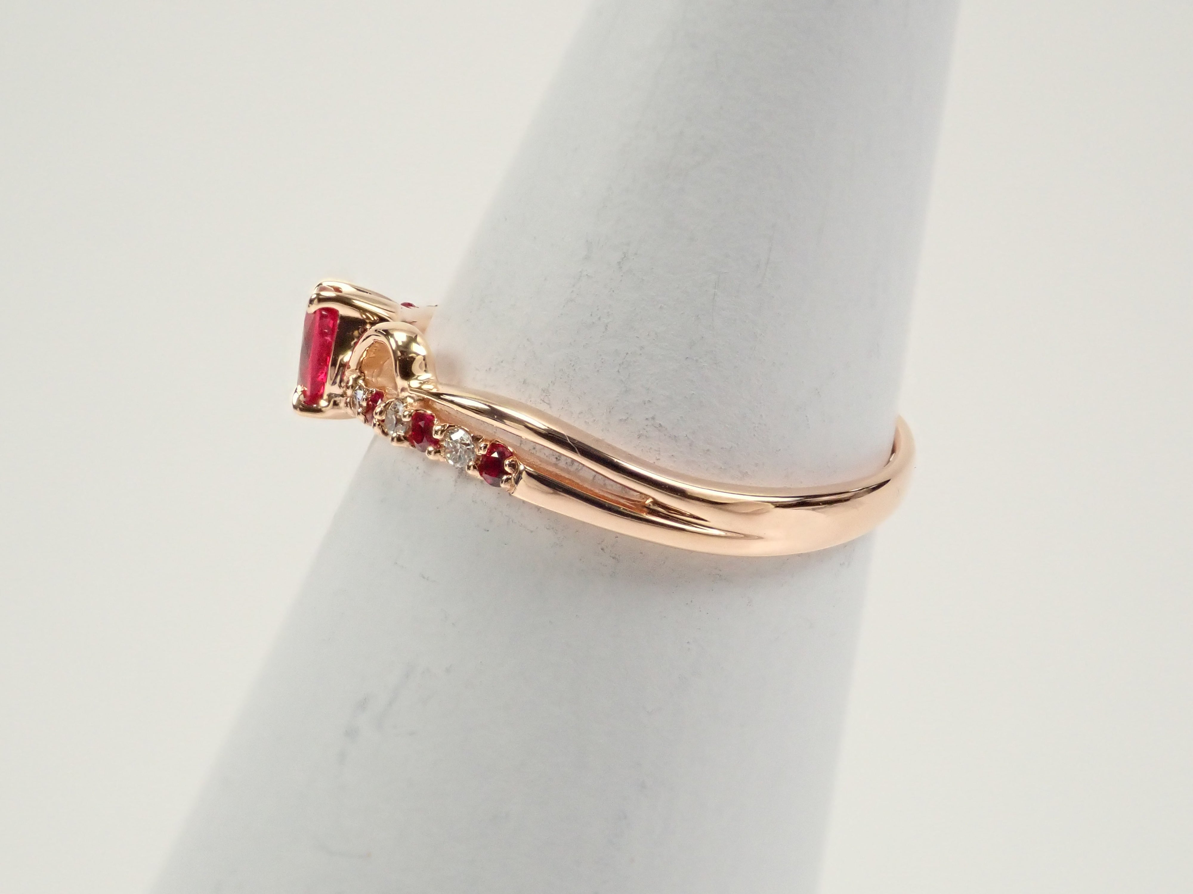 ピジョンブラッドルビー 0.28ct リング AIGS
