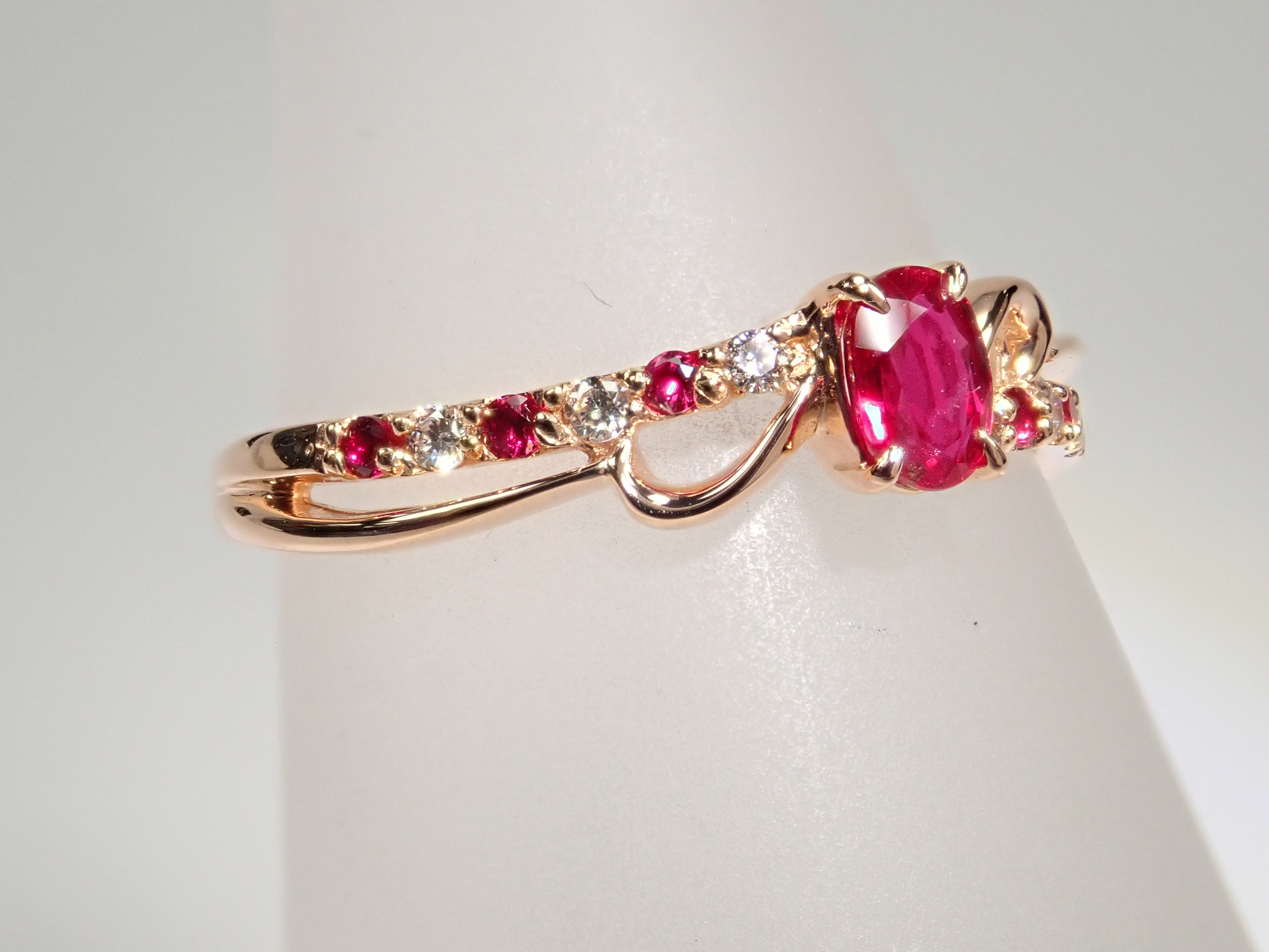 ピジョンブラッドルビー 0.28ct リング AIGS