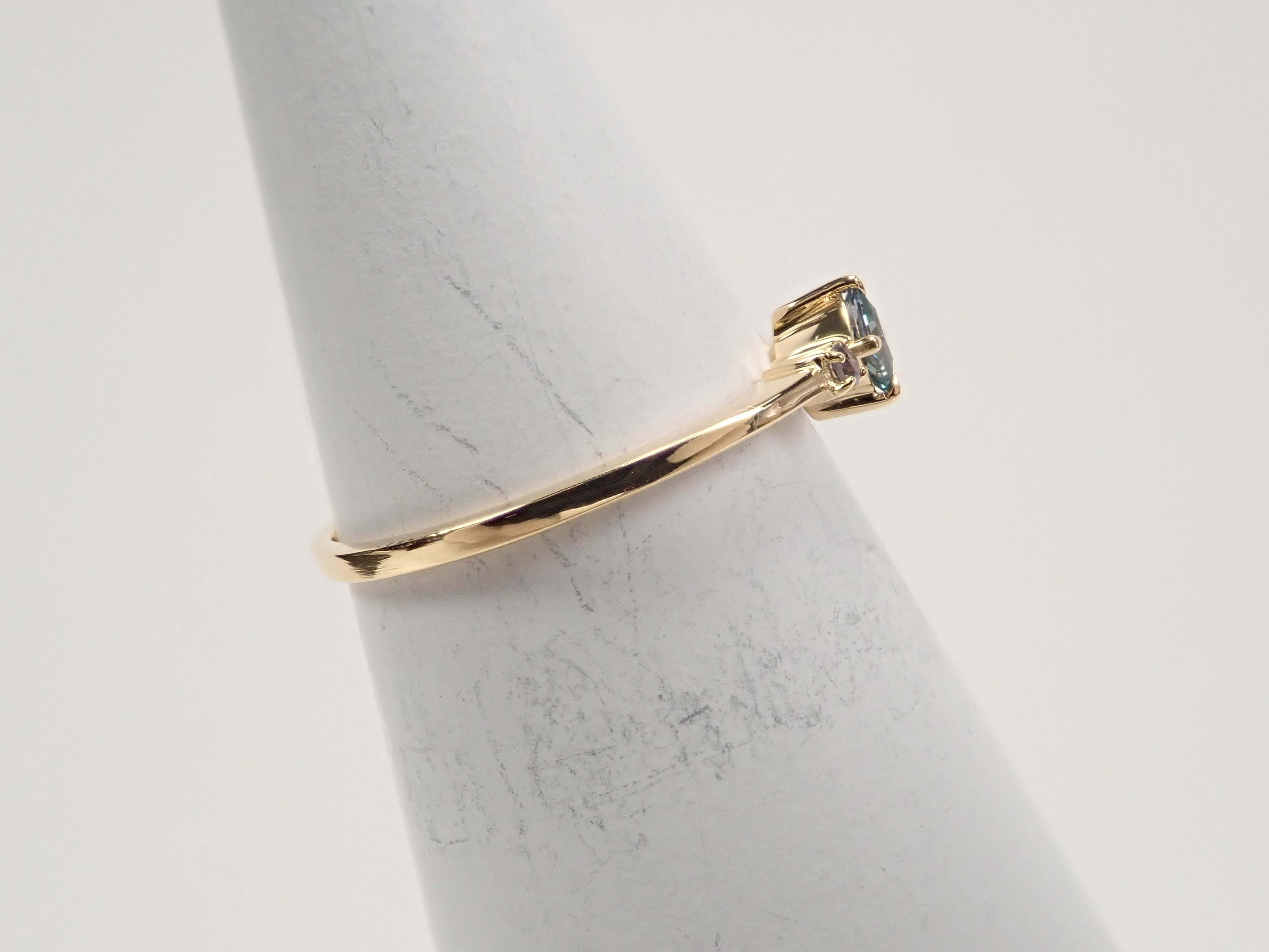 【22602505掲載】K18YG ブラジル産アレキサンドライト 0.087ct ピンキーリング