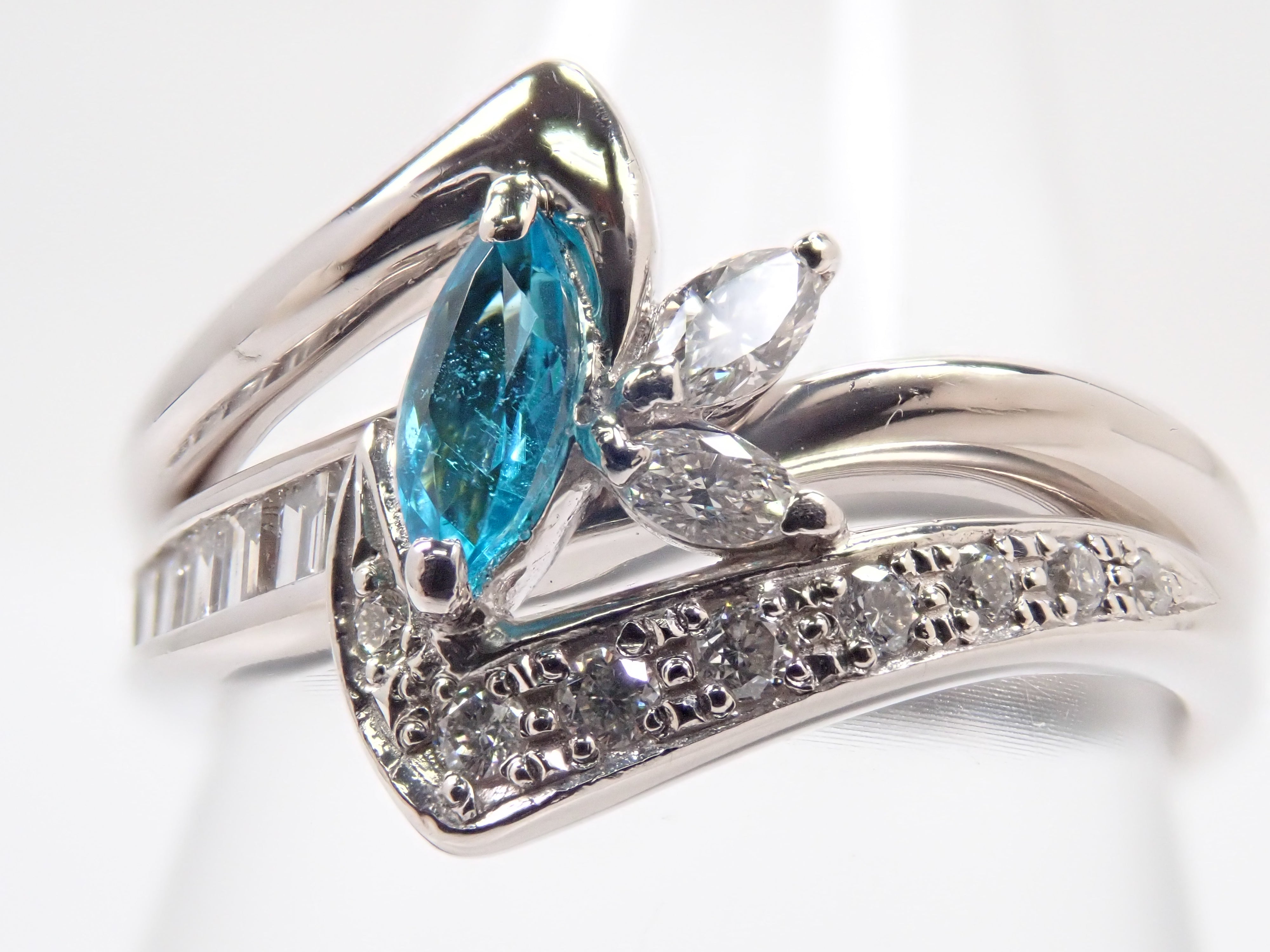 【抽選販売0812_12】Pt900 ブラジル産パライバトルマリン 0.175ct ・ダイヤモンド0.185リング(CuO:1.4%、MnO:0.2%)