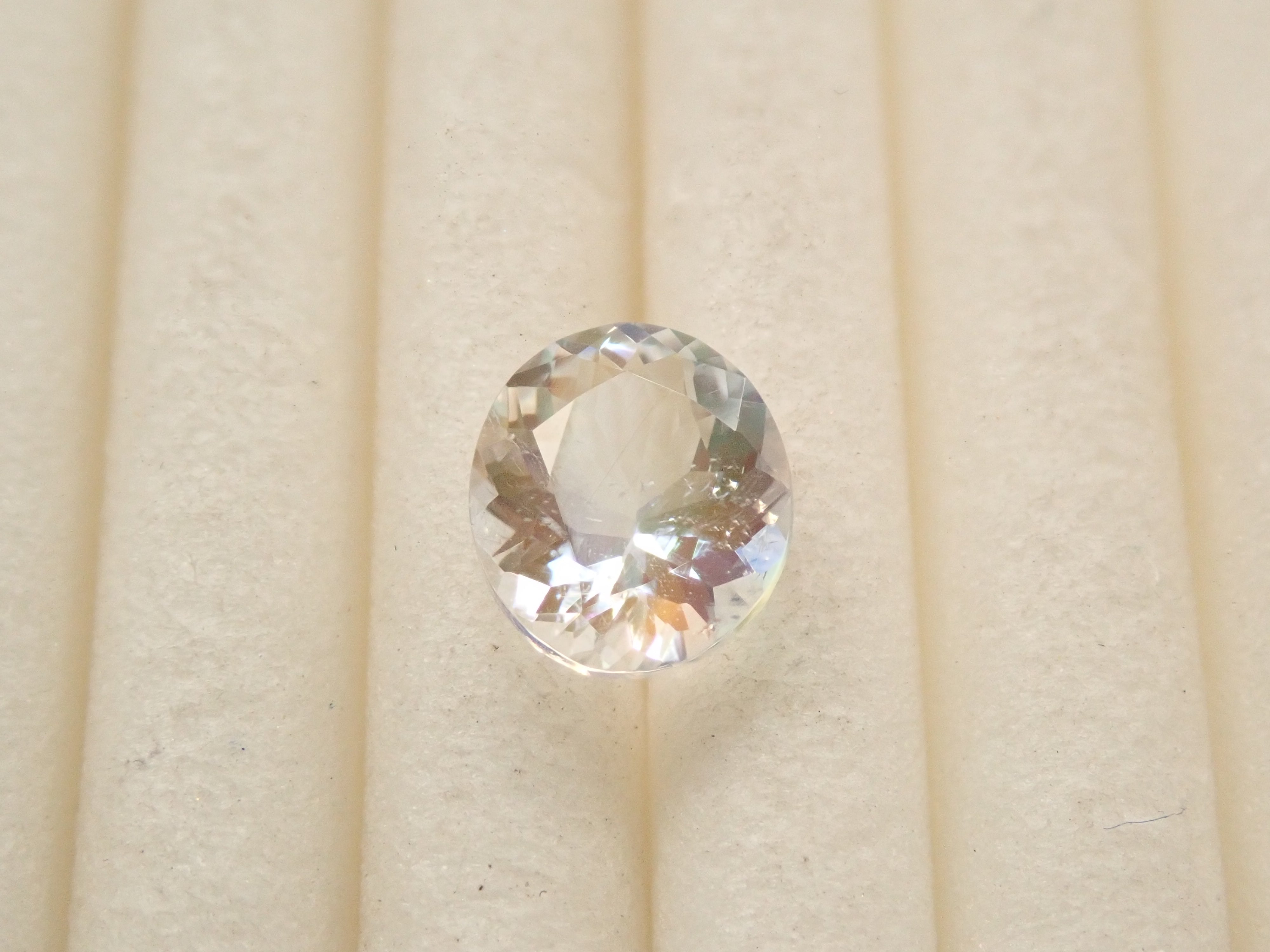 マダガスカル産アンデシン・ラブラドライト(通称名 レインボームーンストーン) 0.463ctルース