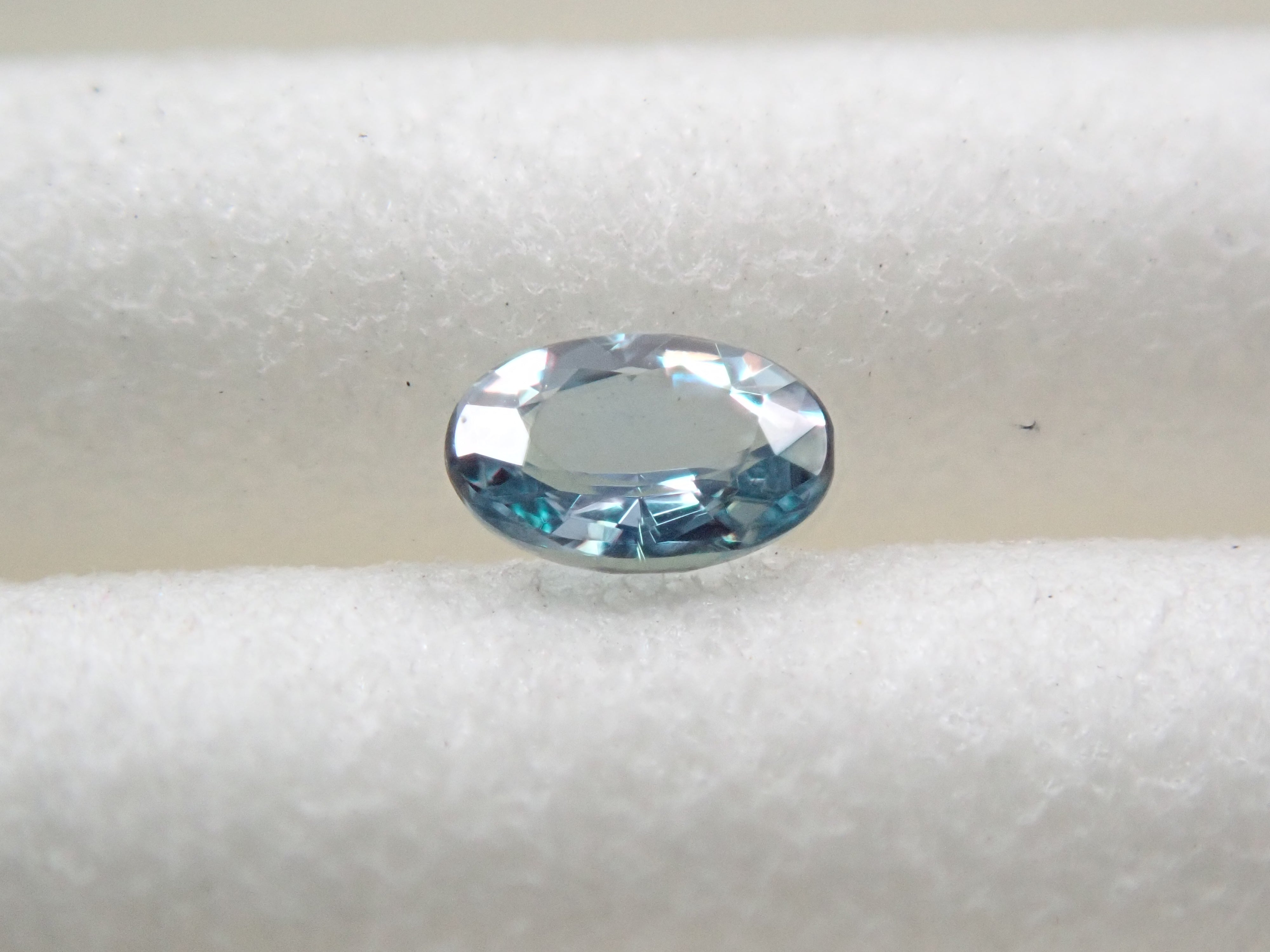 【12544974掲載】ブラジル産アレキサンドライト 0.058ctルース