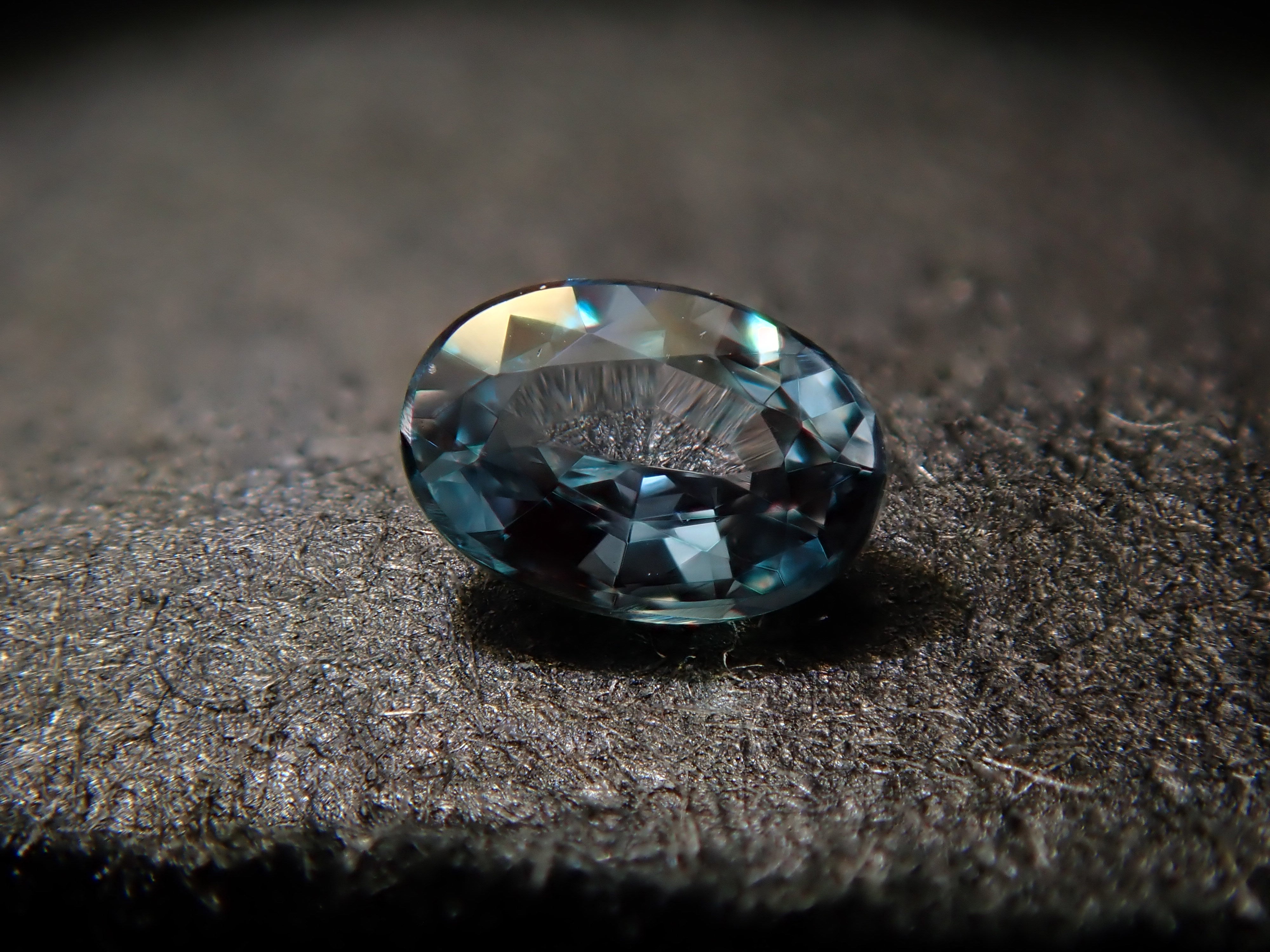 【12544974掲載】ブラジル産アレキサンドライト 0.058ctルース