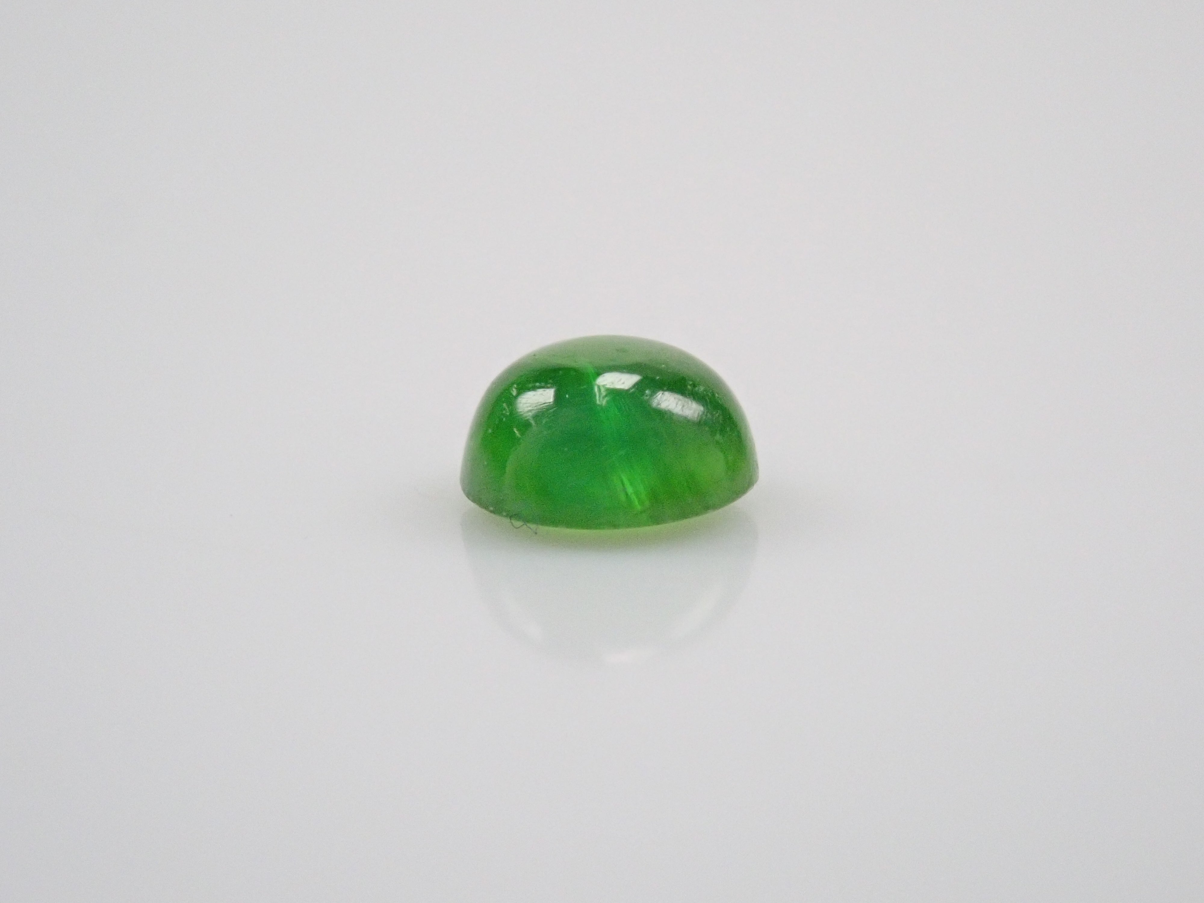 ロシア産デマントイドガーネットキャッツアイ(ホーステール認む) 2.5mm/0.141ctルース