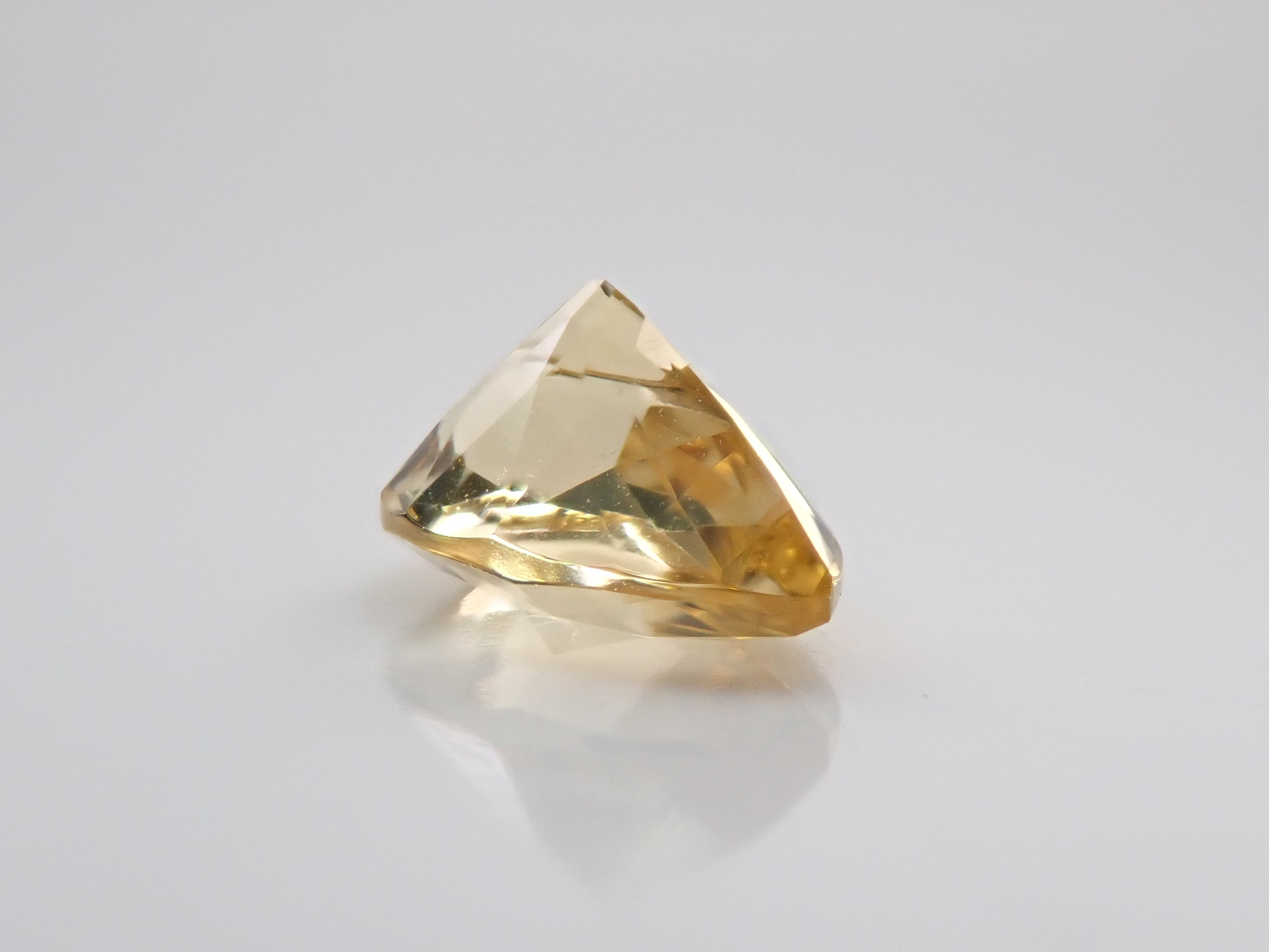 【11/22 22時販売】ブラジル産イエローベリル 0.696ctルース