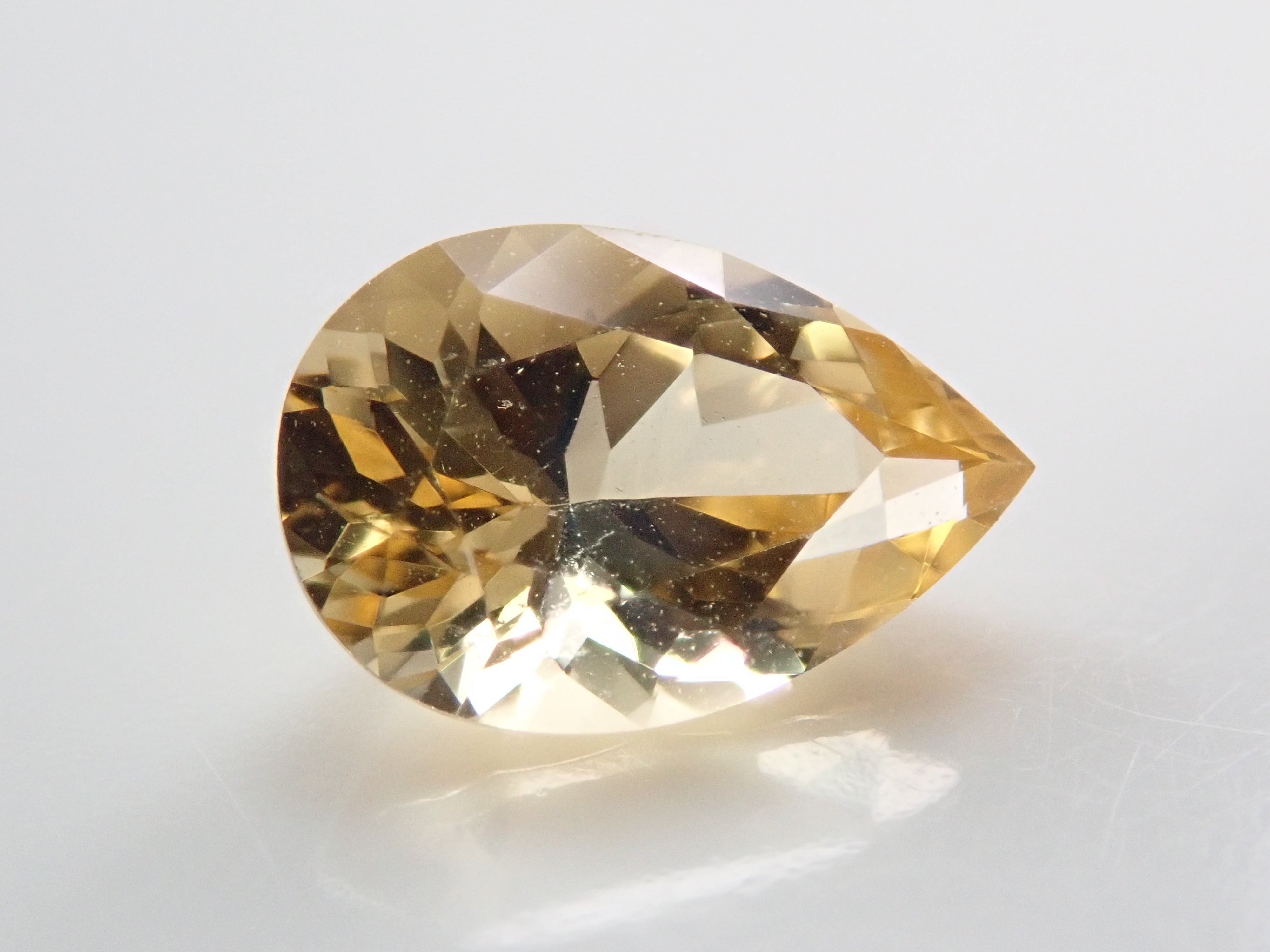 【11/22 22時販売】ブラジル産イエローベリル 0.696ctルース