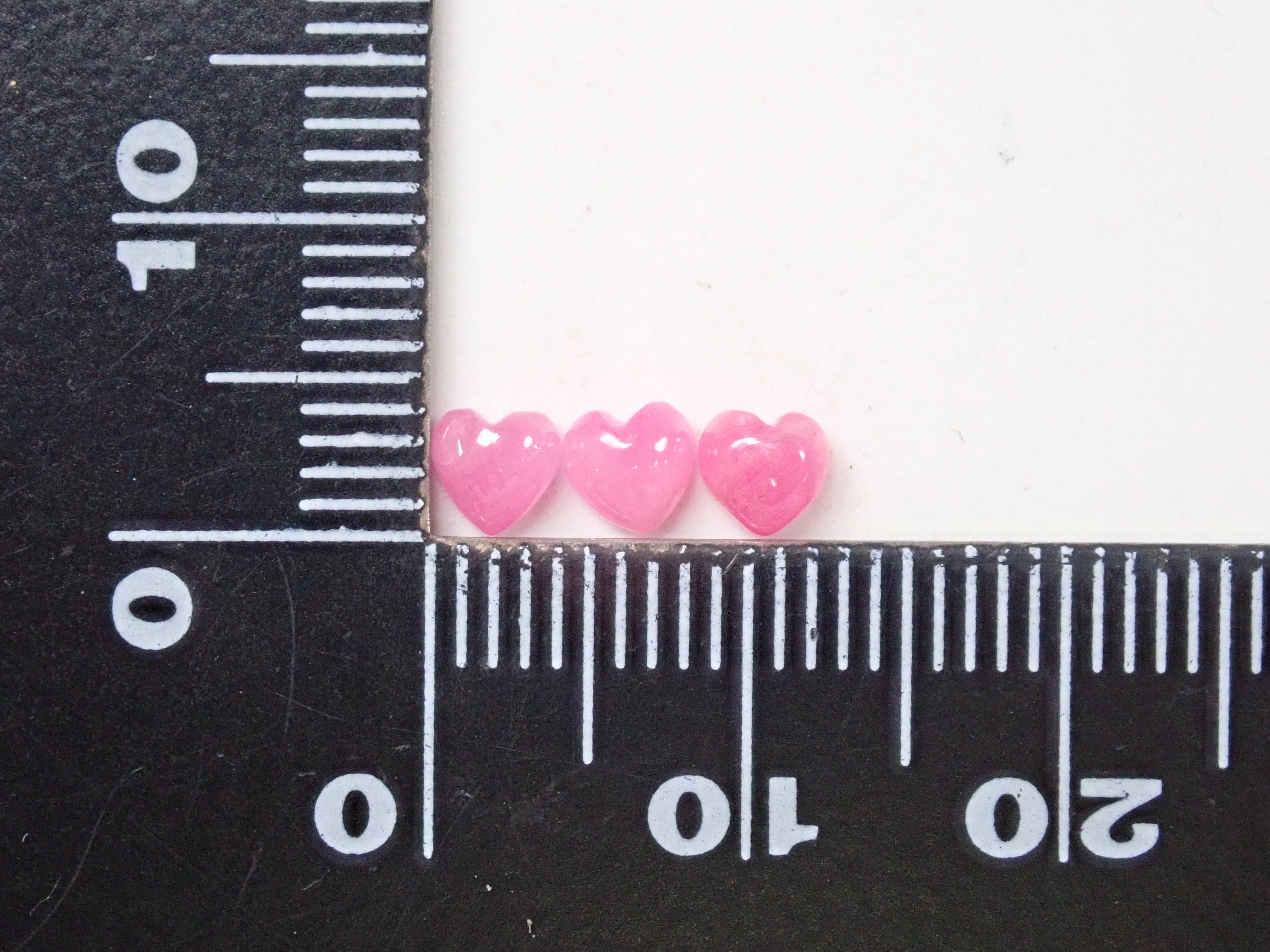 グリーンランド産アイスルビー 1石(ハートシェイプ,4mm,ピンクサファイア)《複数購入割引有》