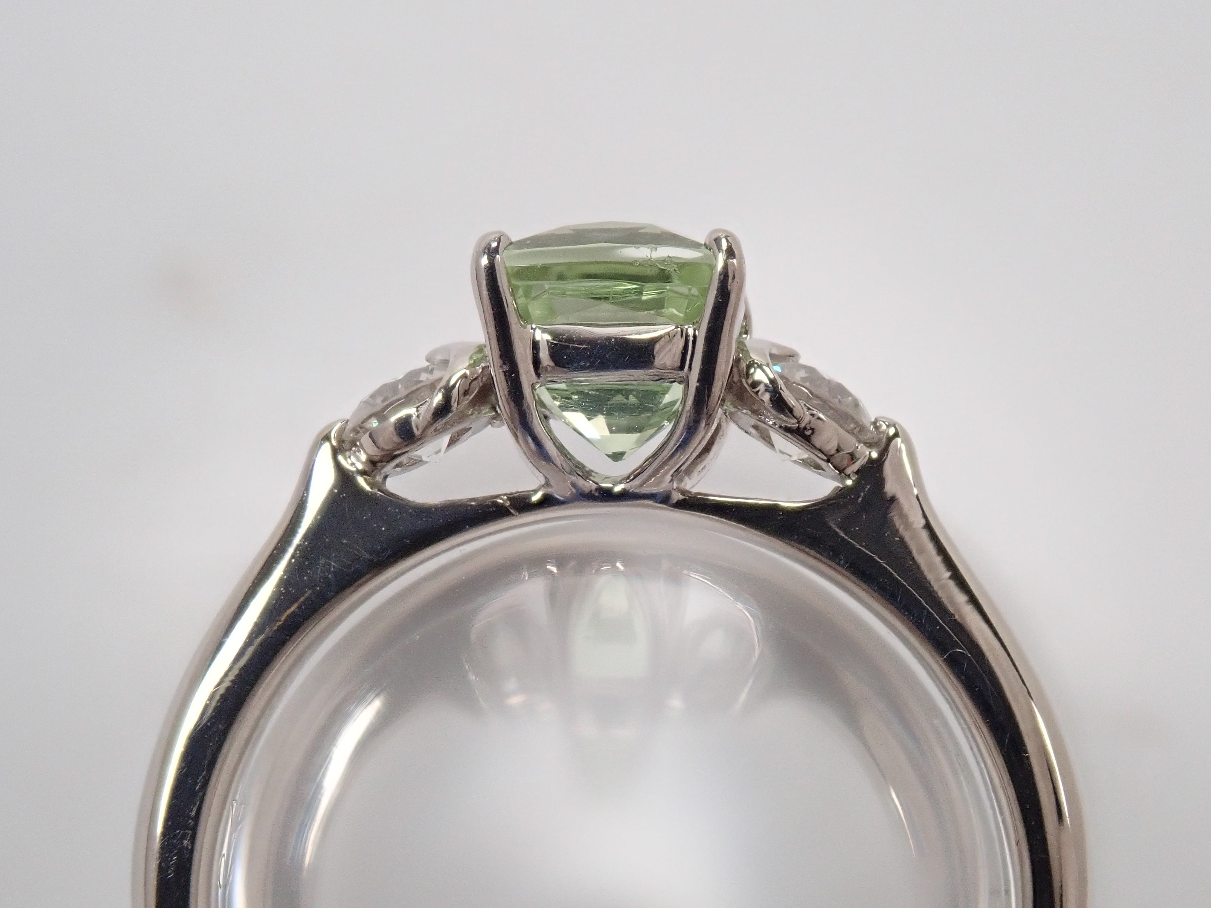 【22602712掲載】【カラフリ】Pt900 グロッシュラーガーネット 1.31ct ダイヤモンド0.24ctリング鑑別書
