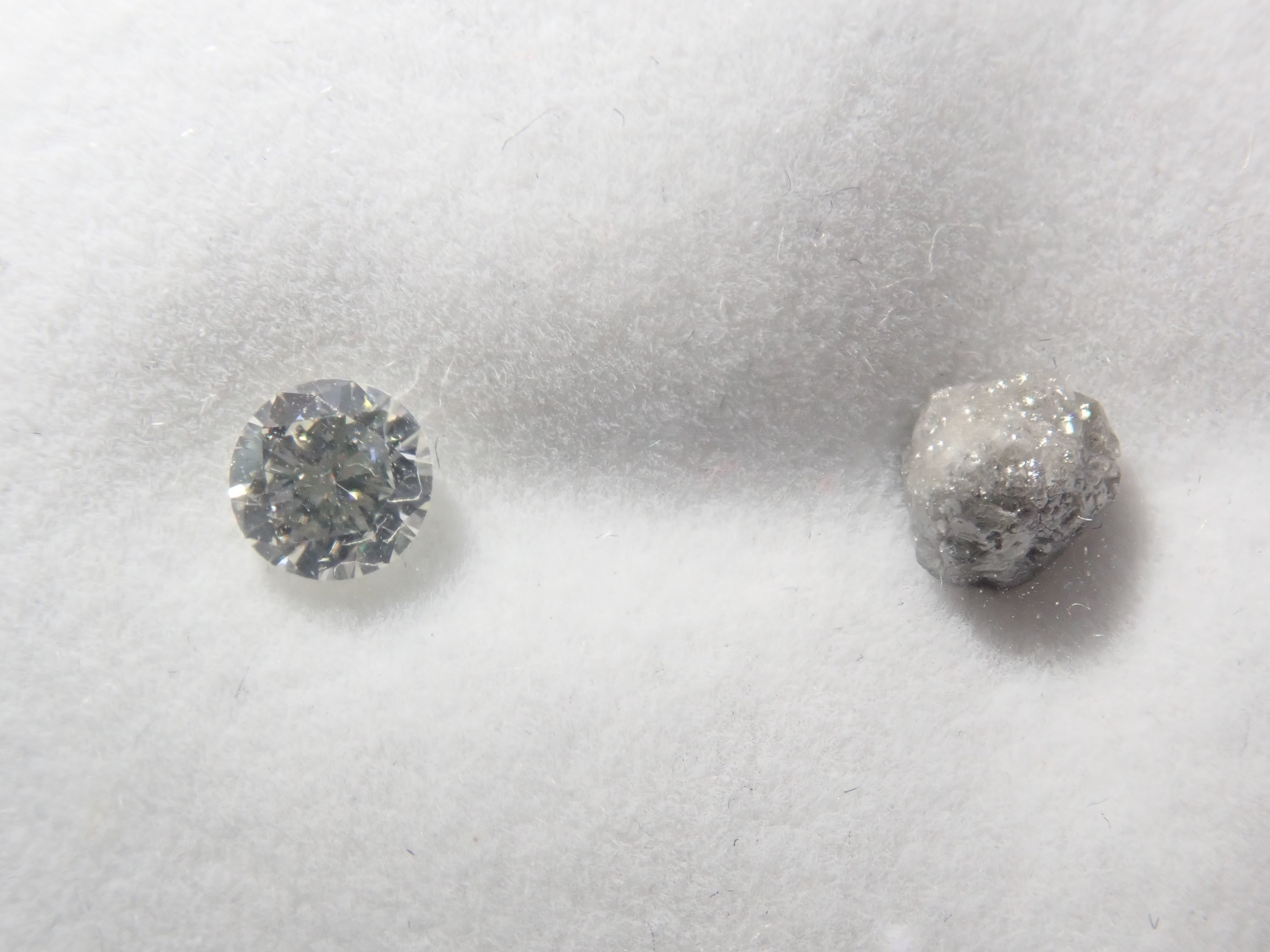 【8/23 22時販売】《限定13セット》0.2ct/VSダイヤモンド含むダイヤ原石&ルース2石セットのダイヤガチャ《複数購入割引有》