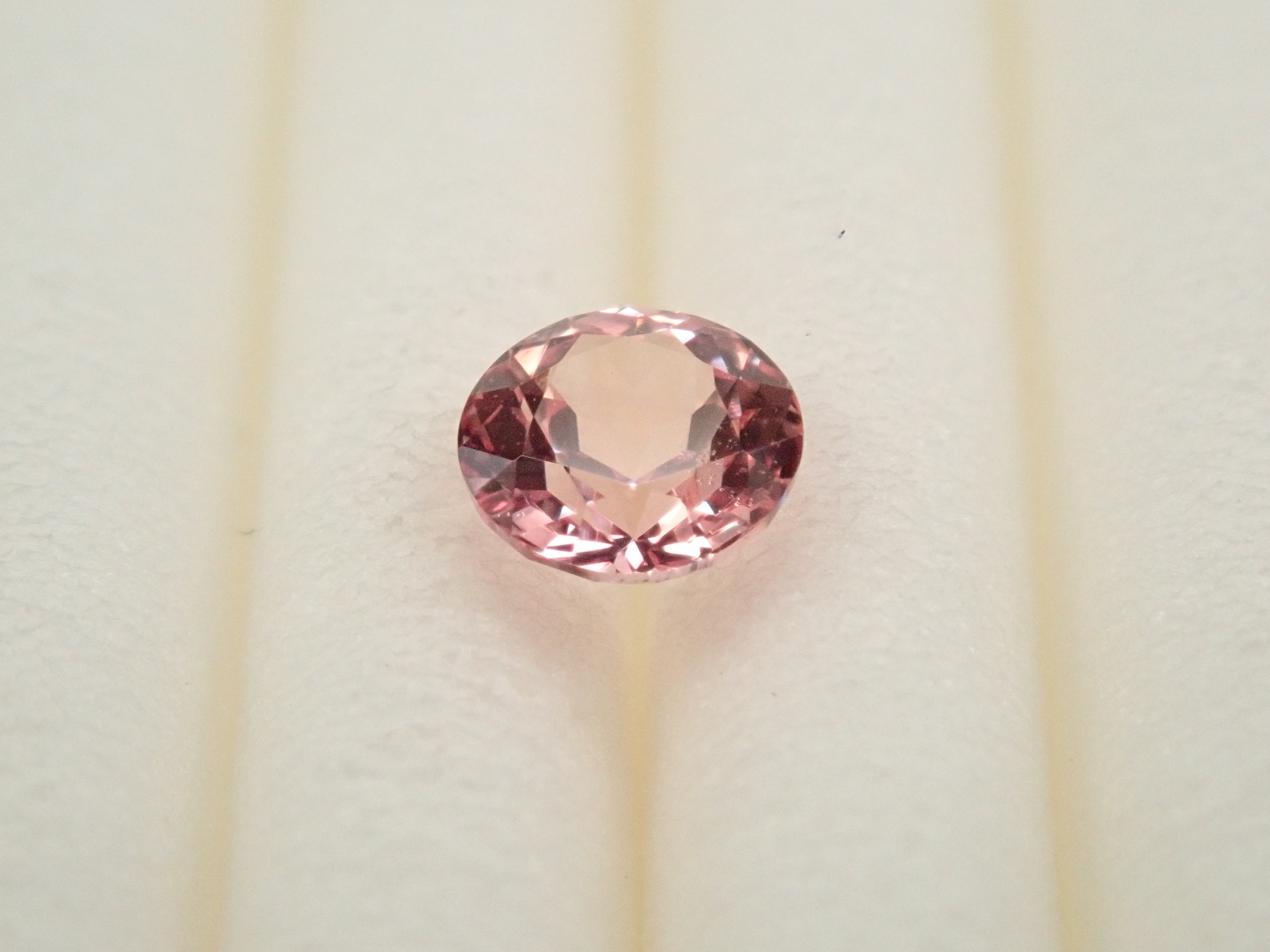 パパラチアサファイア 3.4mm/0.200ctルース DGL