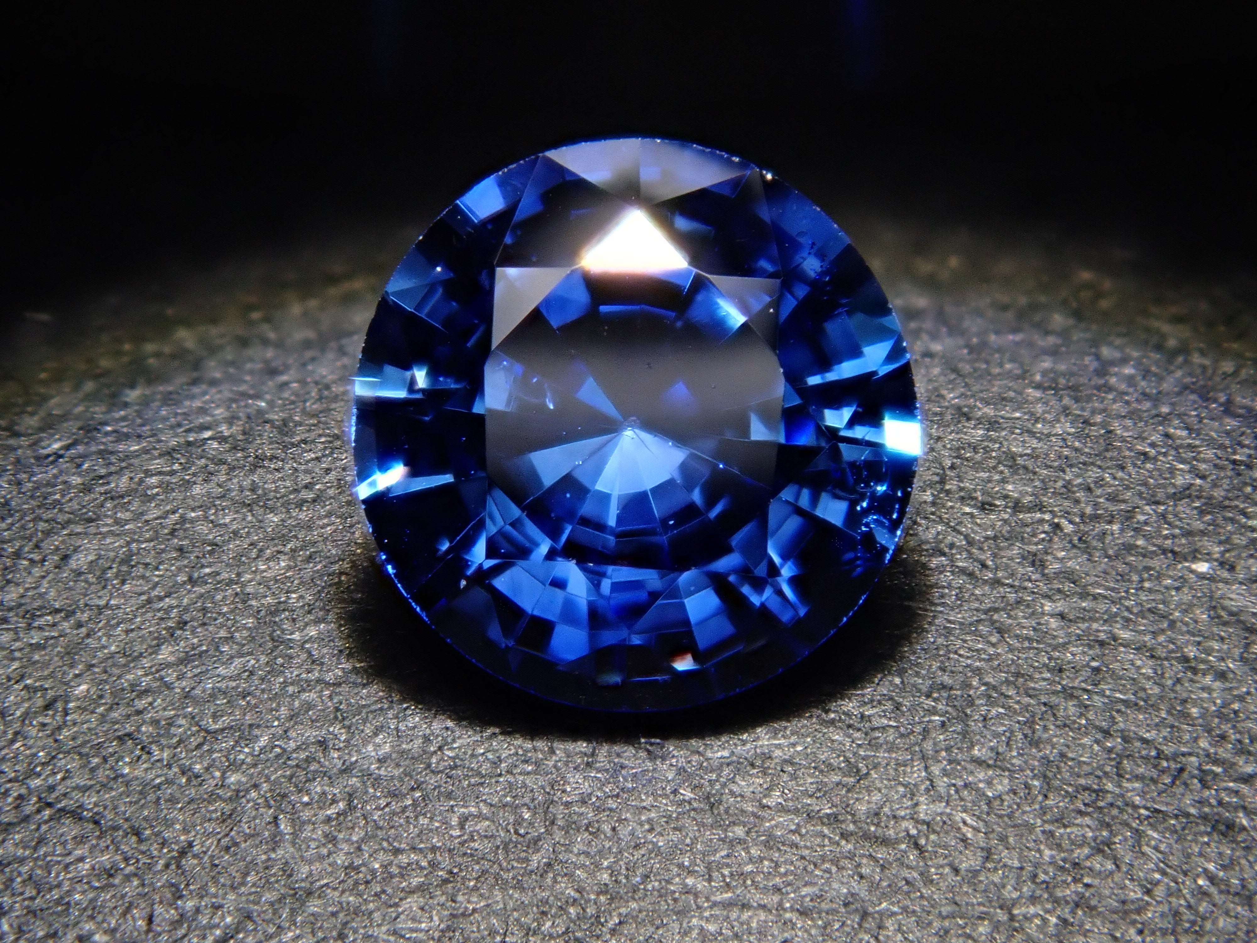 コーンフラワーブルーサファイア 0.430ctルース