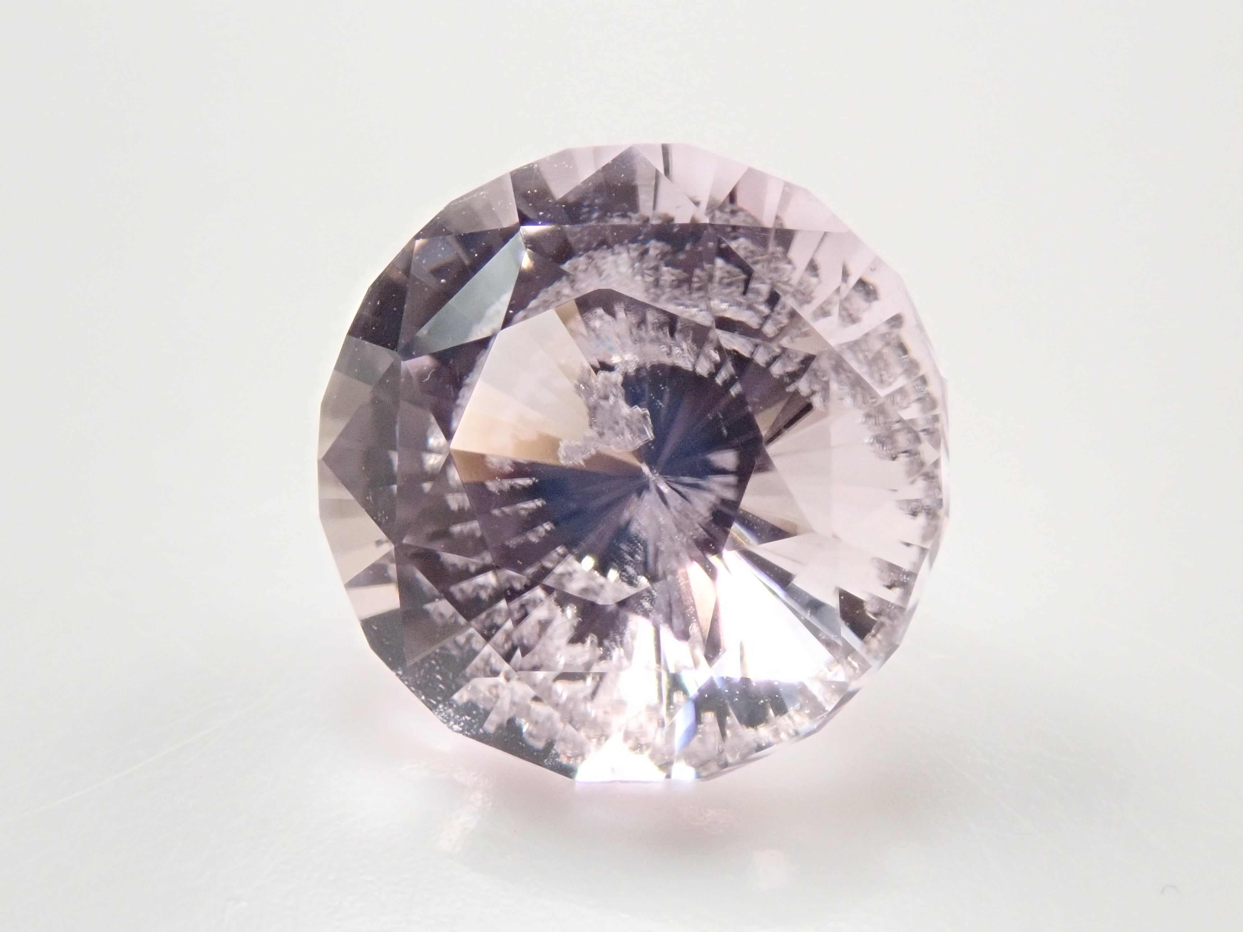 アフガニスタン産クンツァイト 3.508ctルース