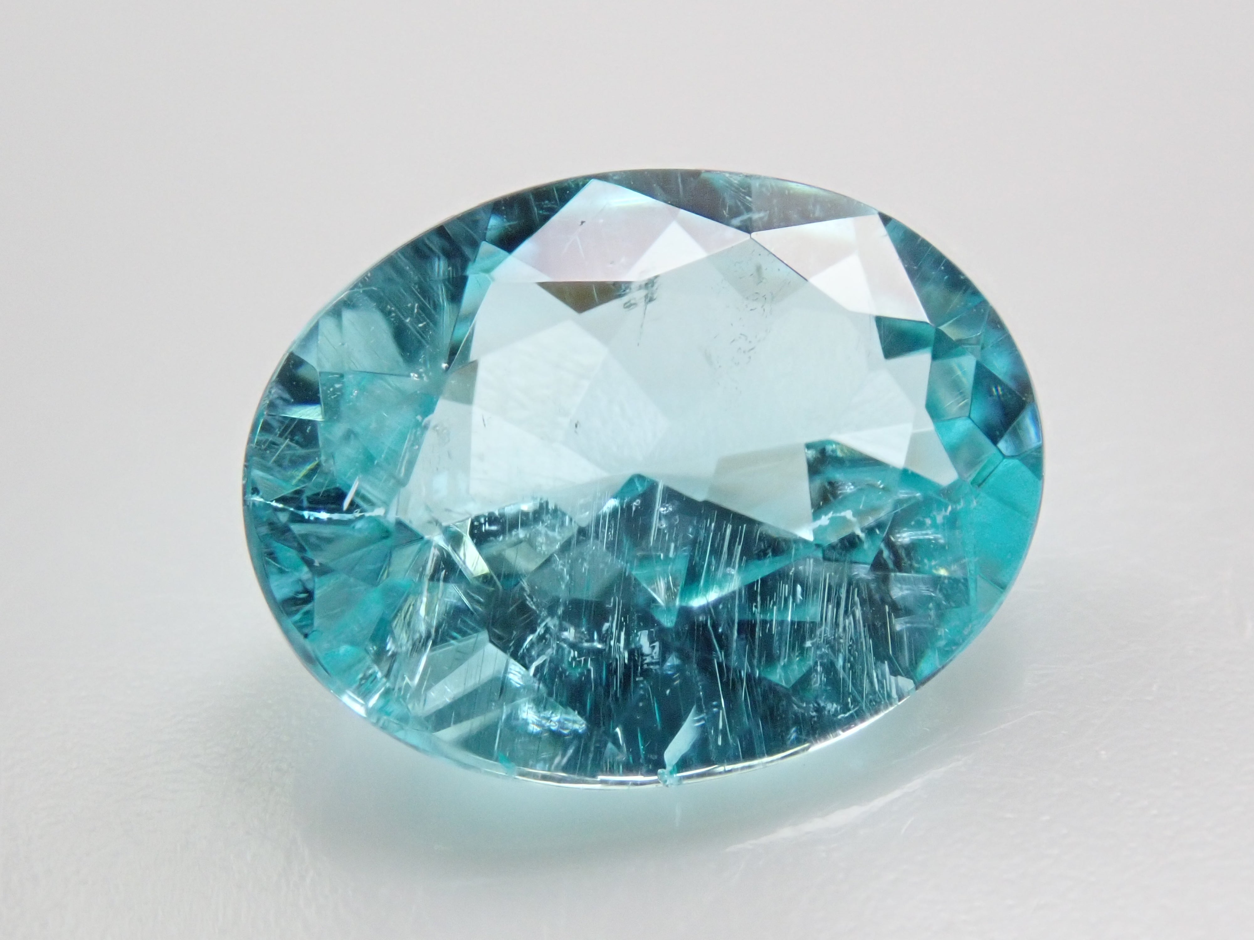 モザンビーク産モザンビーク産パライバトルマリン 2.037ctルース 中宝分析付