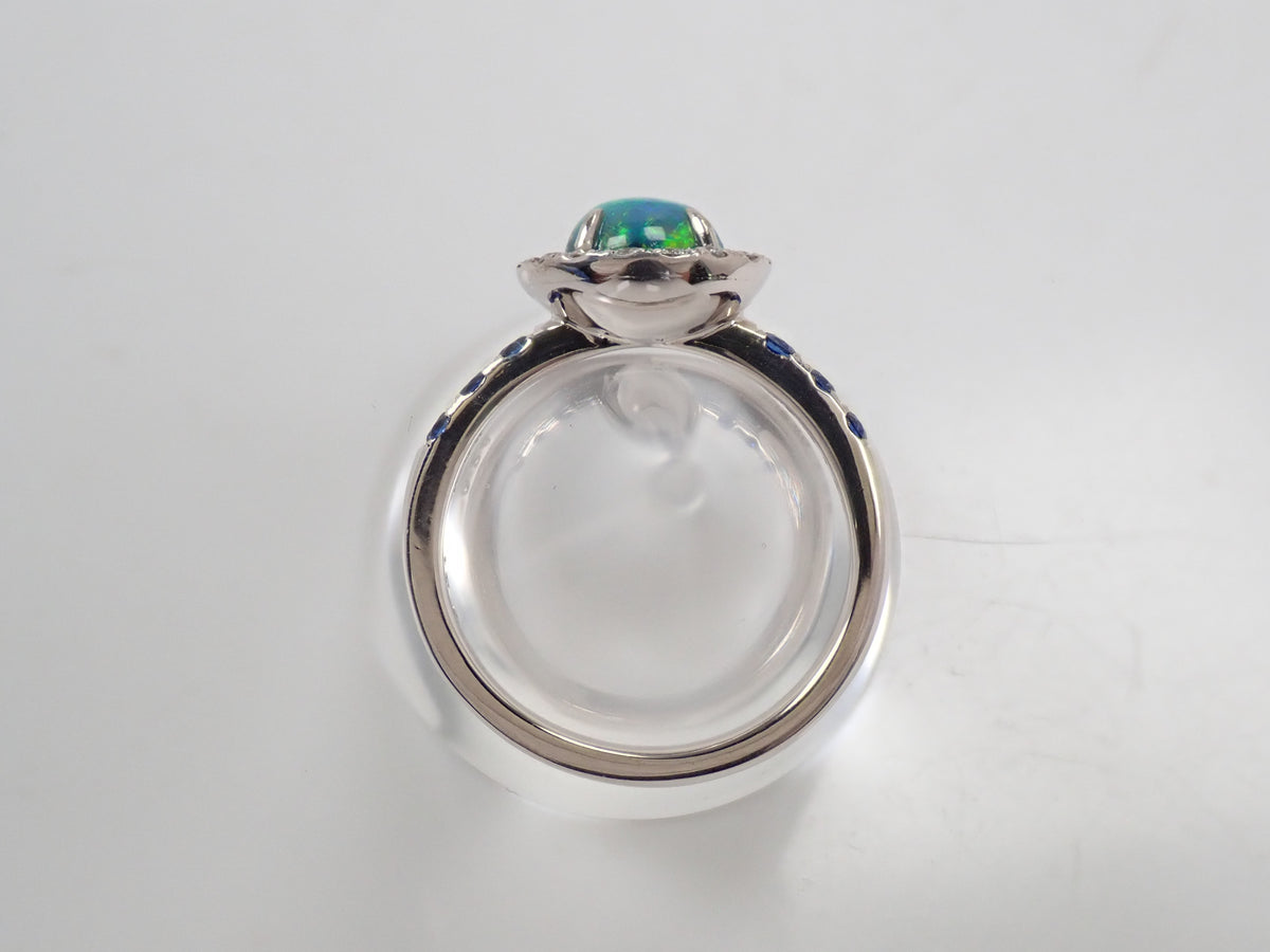 【22602561刊載】K18WG 黑歐泊 1.09ct 藍寶石 0.24ct 戒指附鑑定書