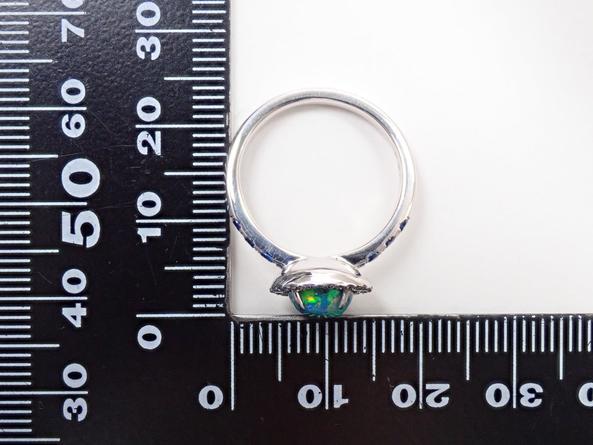 【22602561刊載】K18WG 黑歐泊 1.09ct 藍寶石 0.24ct 戒指附鑑定書