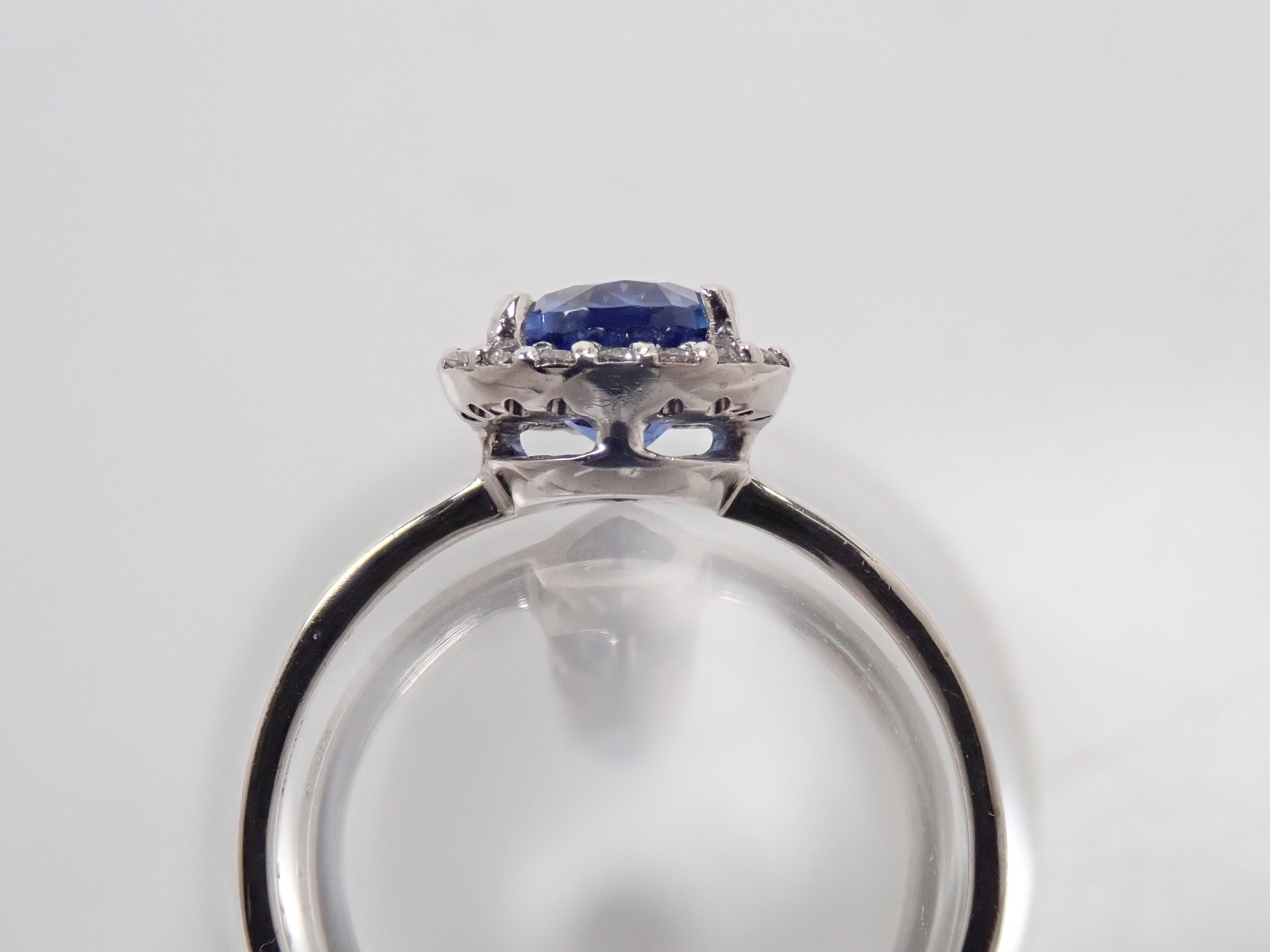 【9/4(金)AM10時〆:抽選販売_11】K18WG スリランカ産ブルーサファイア 1.22ct ダイヤモンド0.14ctリング鑑別書