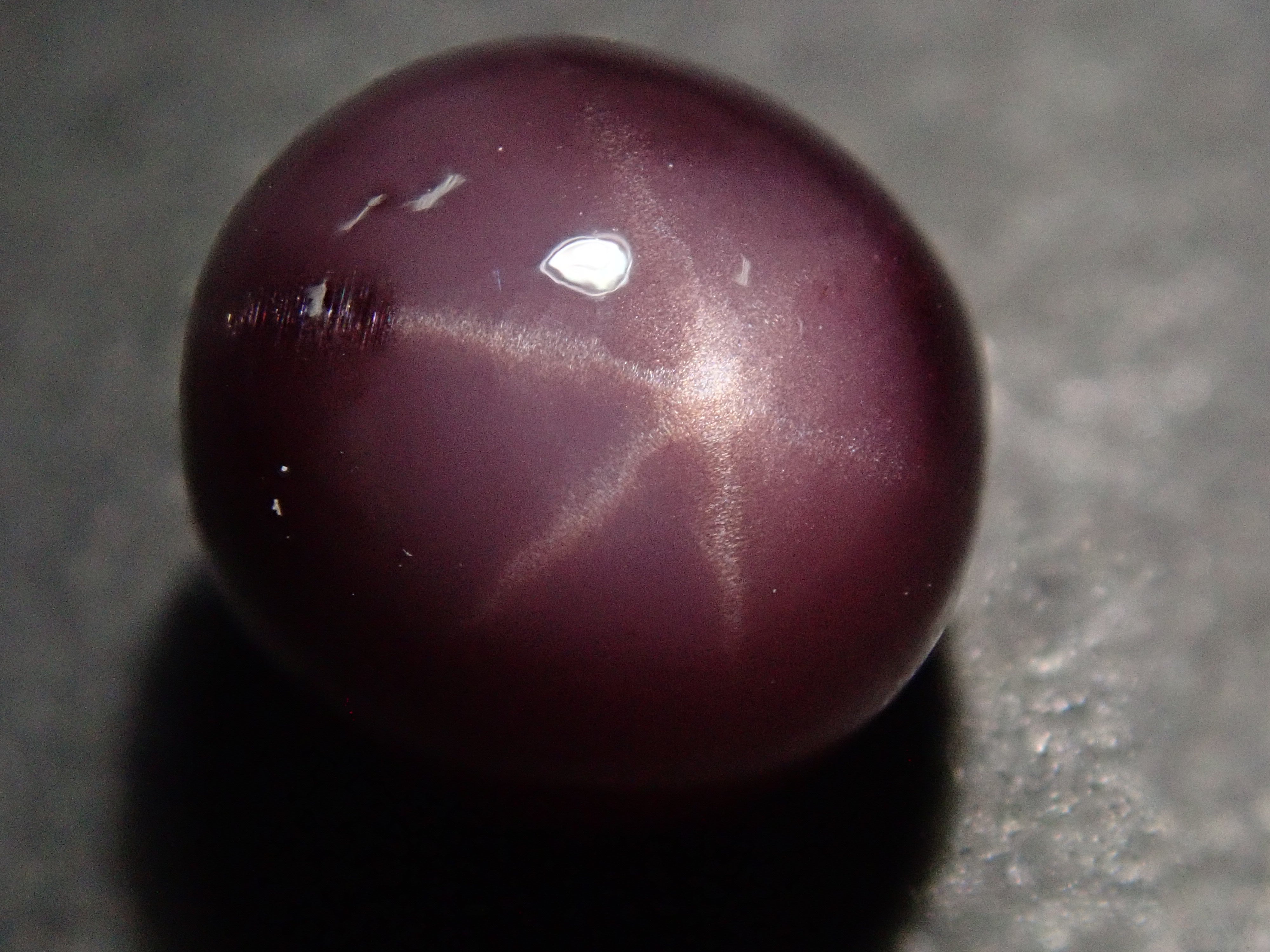 【12545297掲載】スリランカ産マルチスターガーネット 4.209ctルース