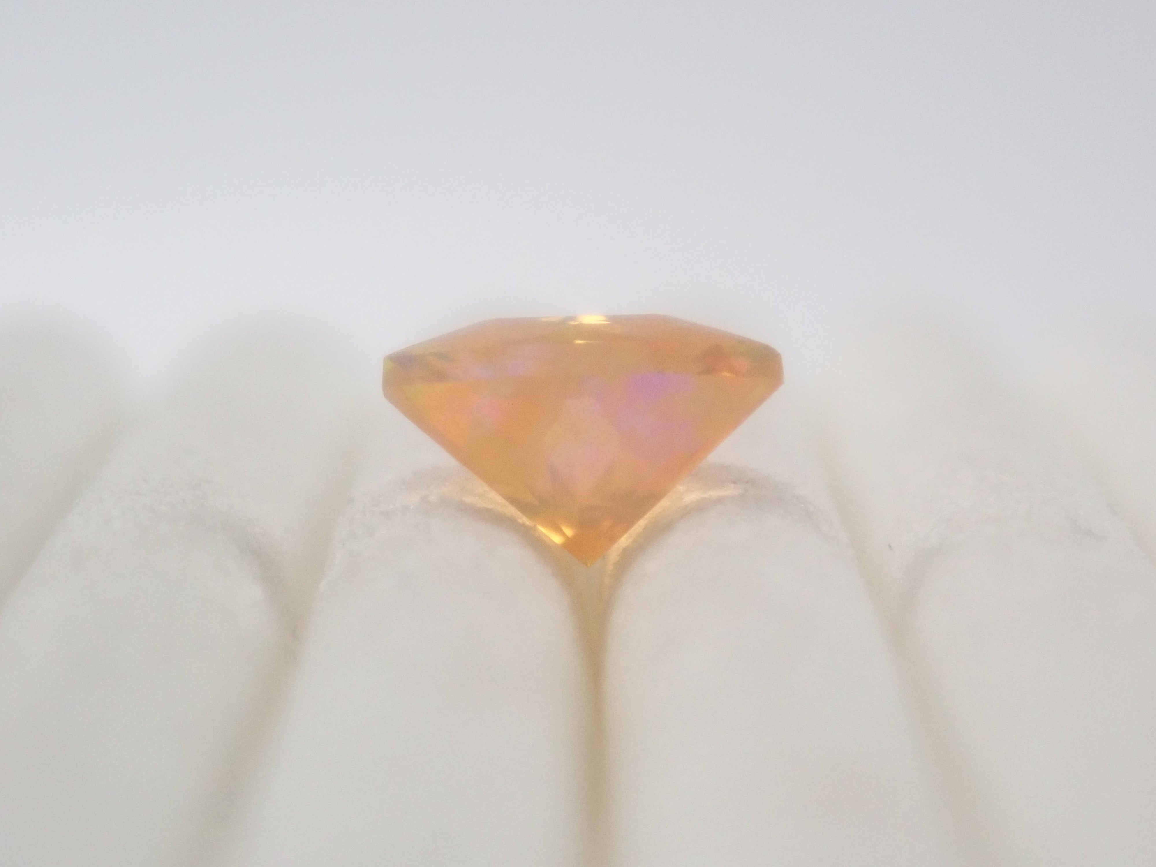 【8/30 22時販売】メキシコ産ファイアオパール 0.352ctルース
