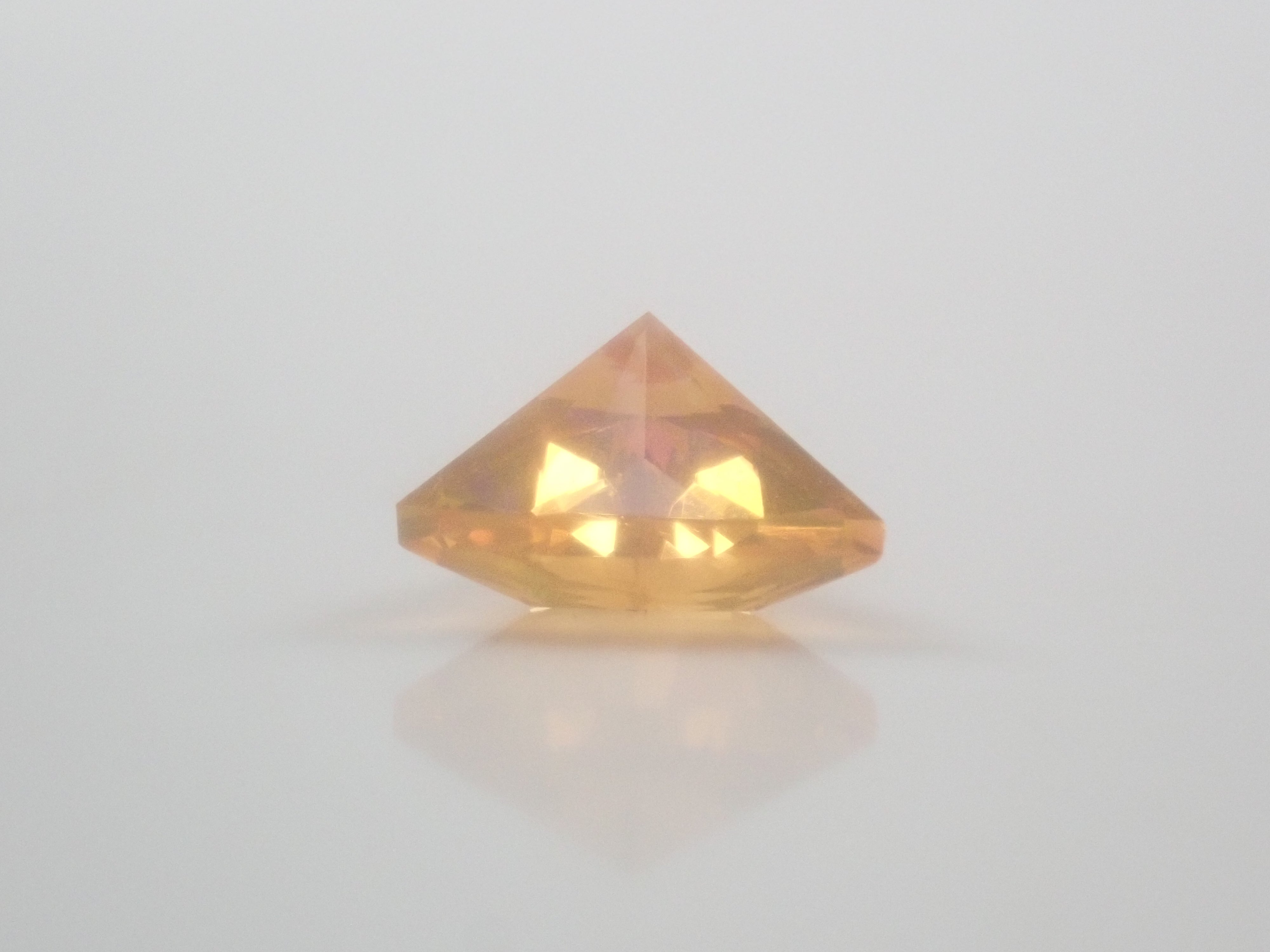 【8/30 22時販売】メキシコ産ファイアオパール 0.352ctルース