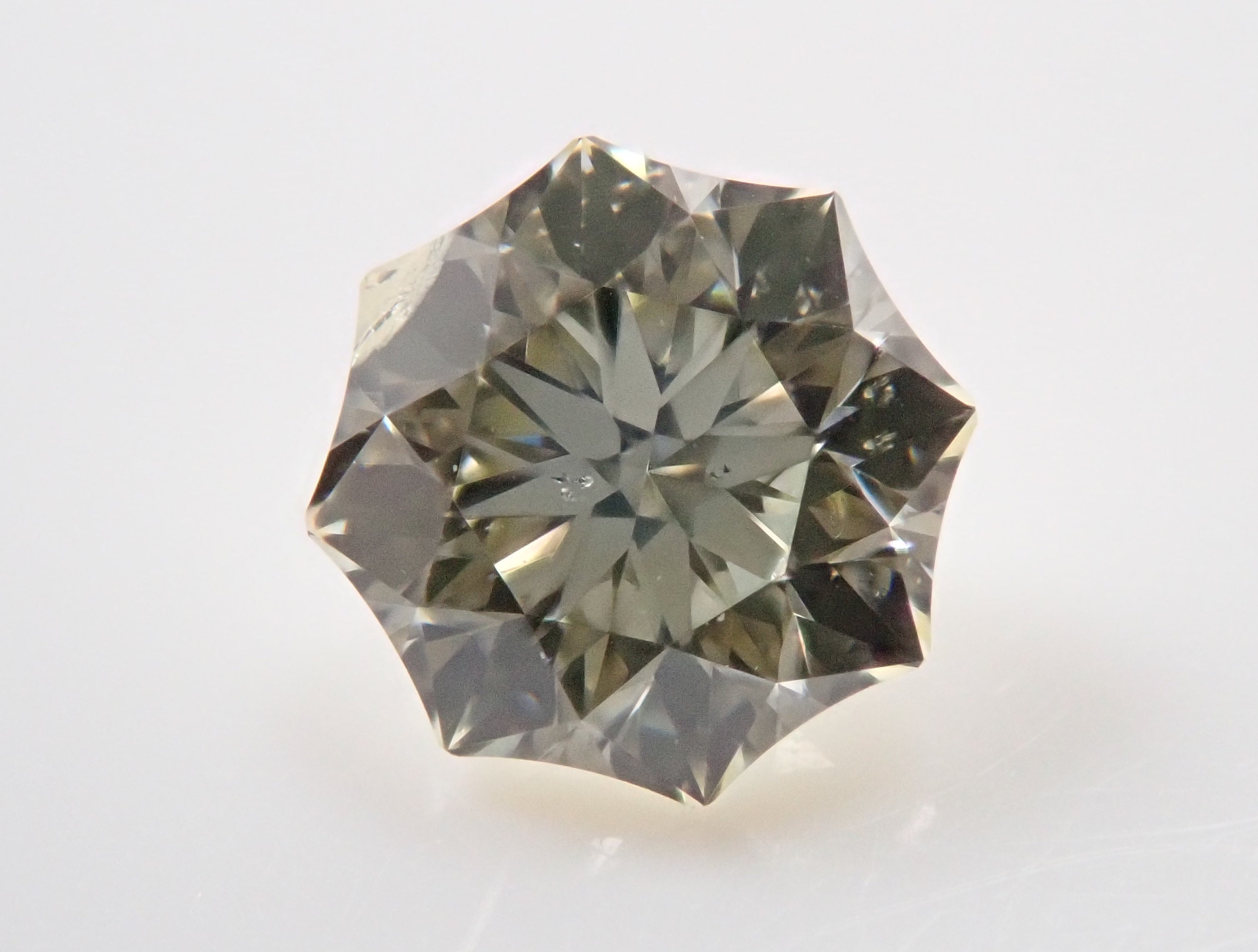 【8/30 22時販売】イエローダイヤモンド 4.0mm/0.270ctルース(UNDER N(VERY LIGHT YELLOW), SI-2)