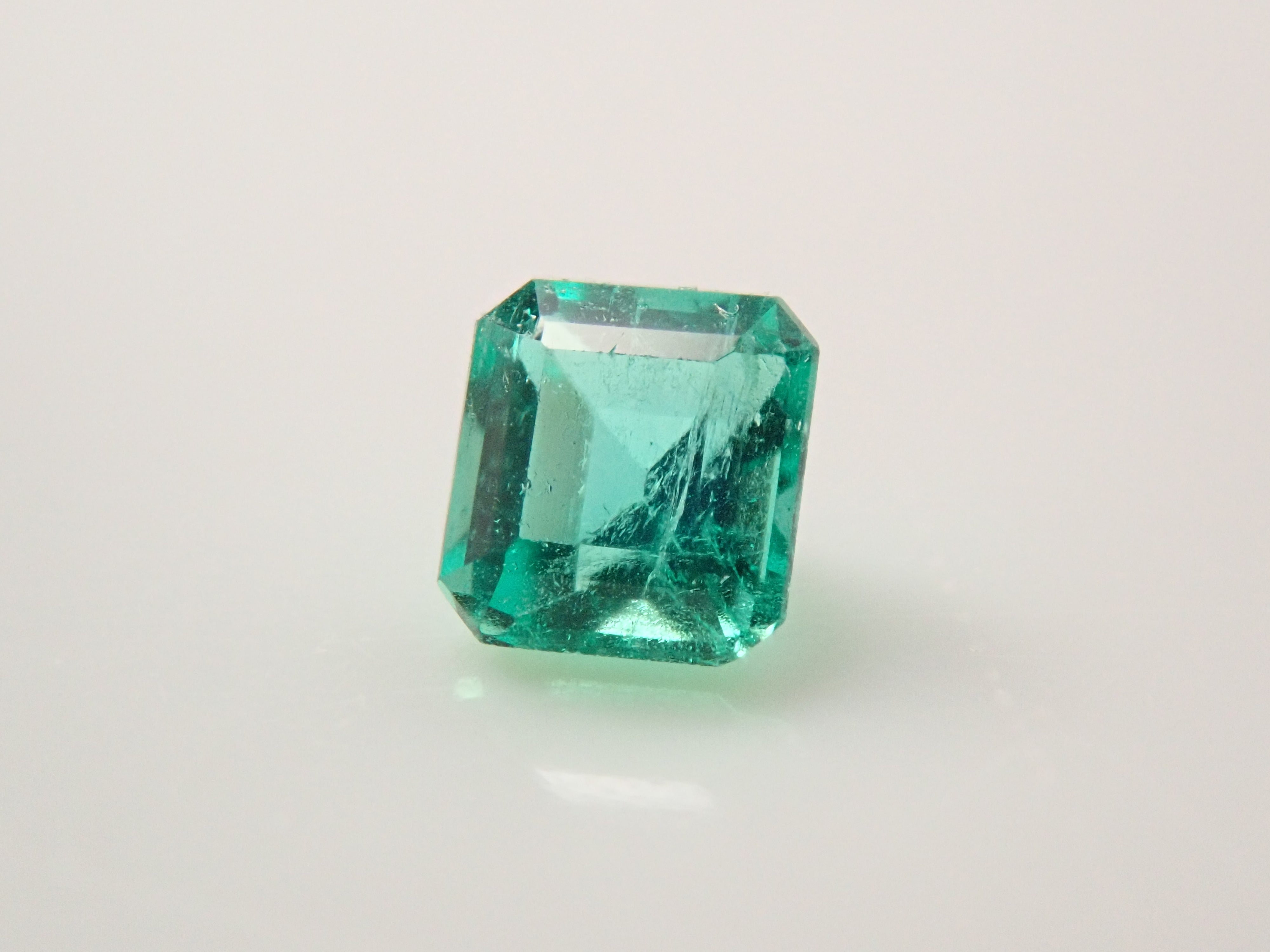 コロンビア産エメラルド 0.091ctルース