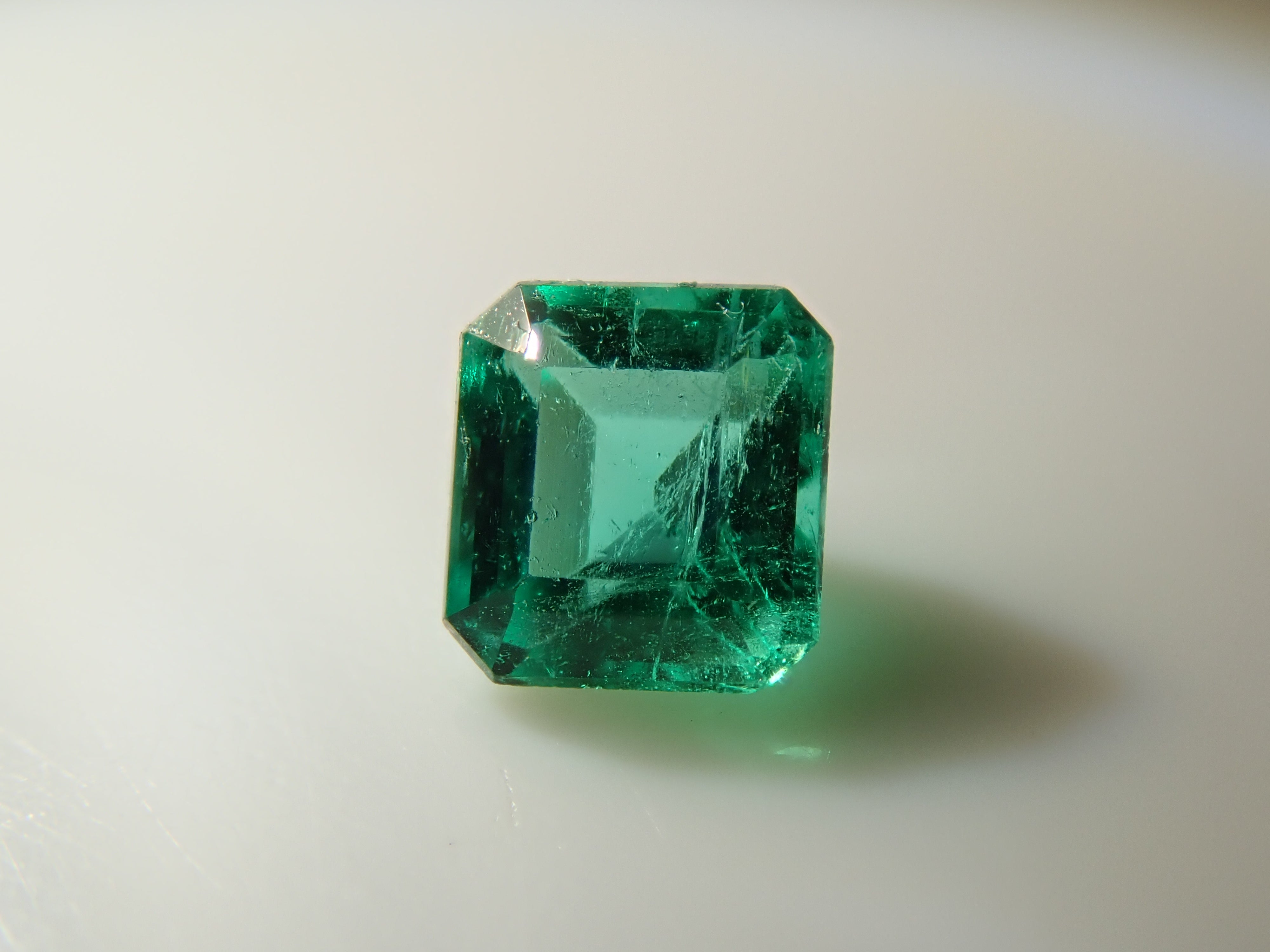 コロンビア産エメラルド 0.091ctルース