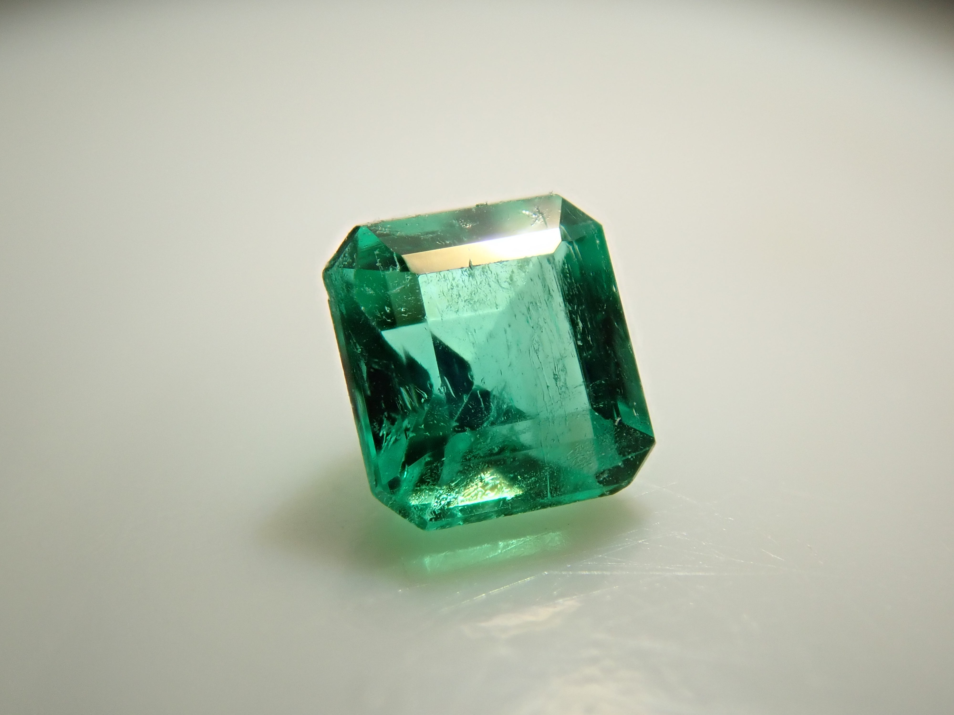 コロンビア産エメラルド 0.091ctルース