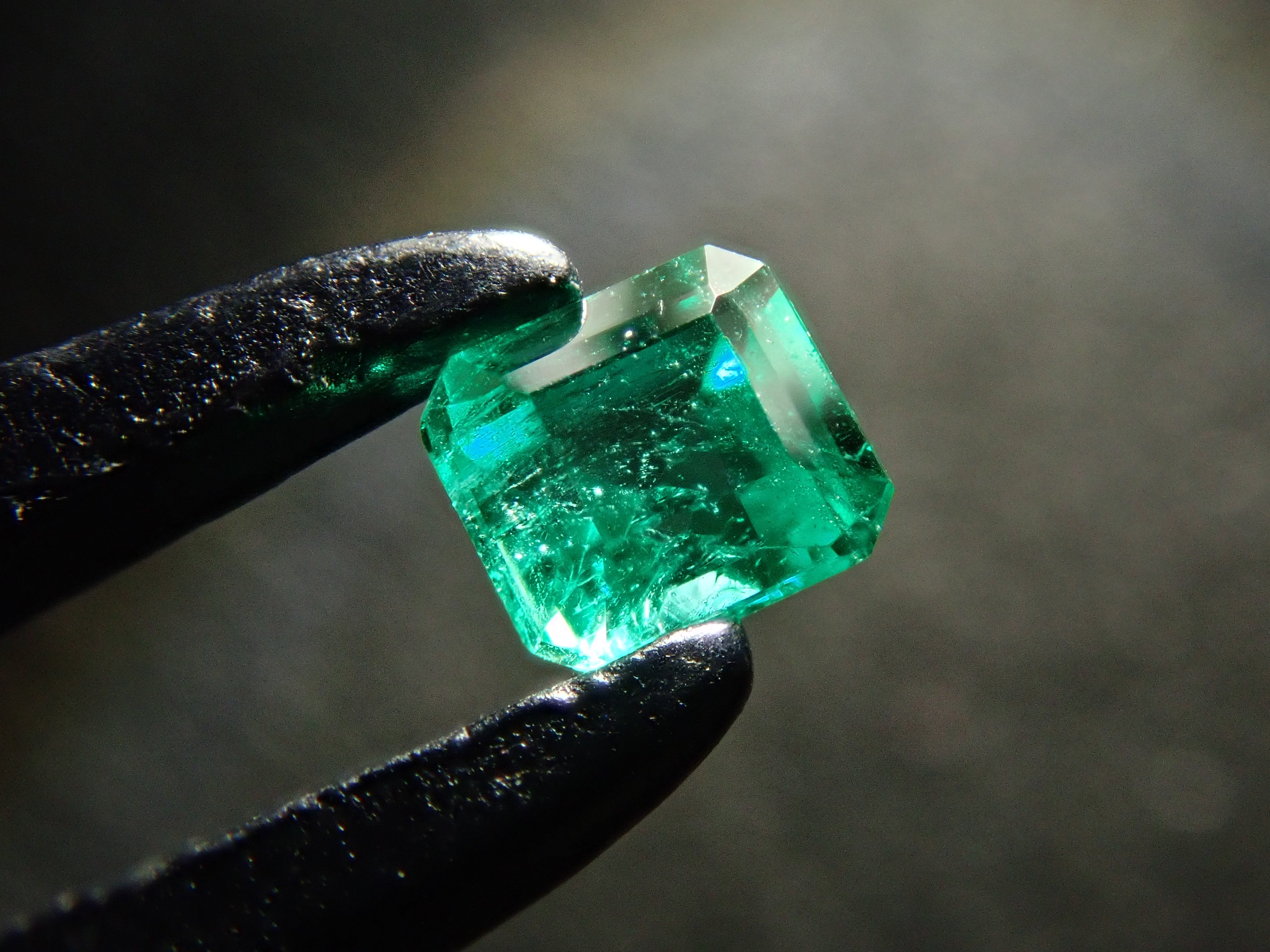 コロンビア産エメラルド 0.091ctルース