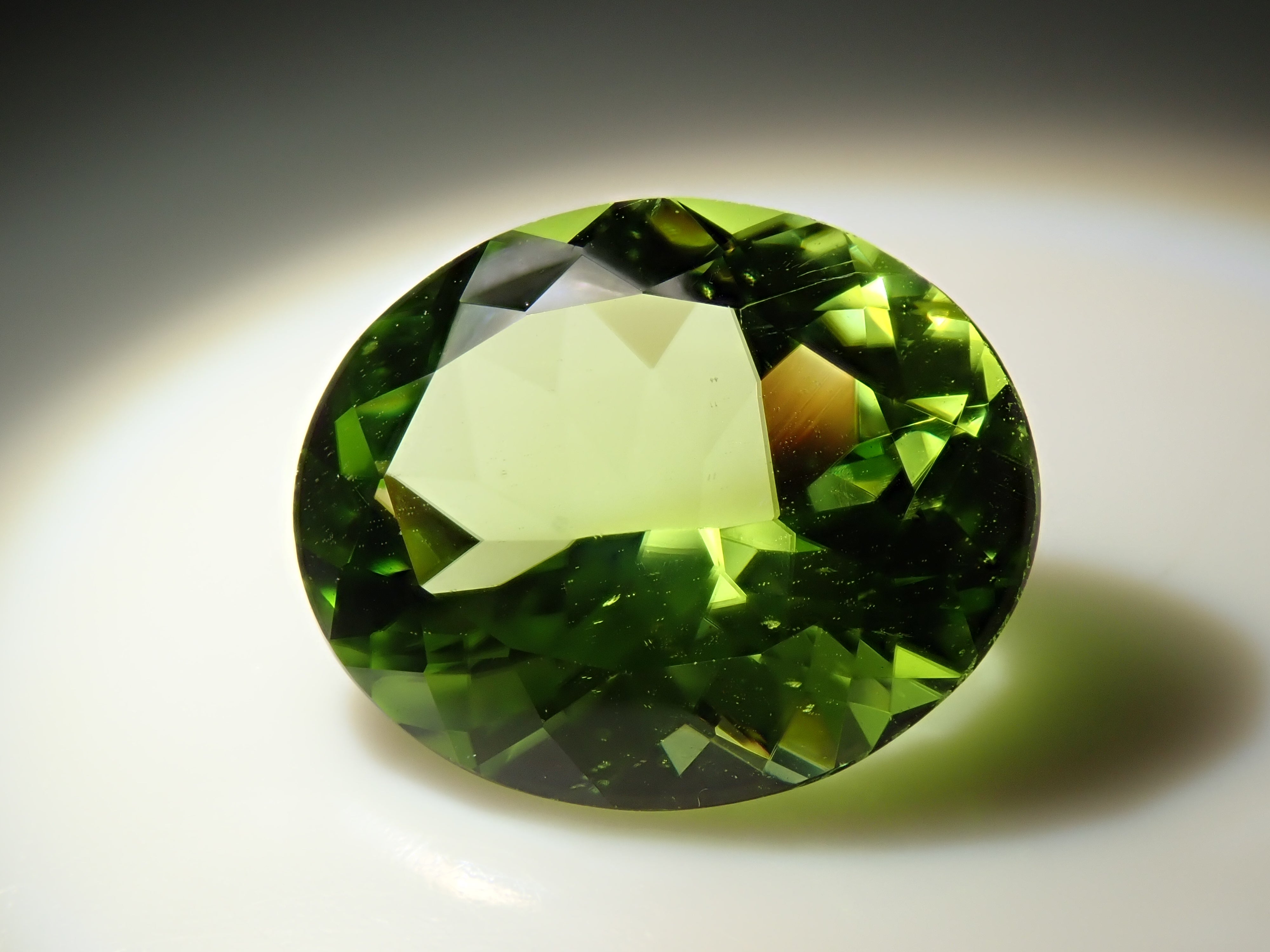 ペリドット 3.309ctルース