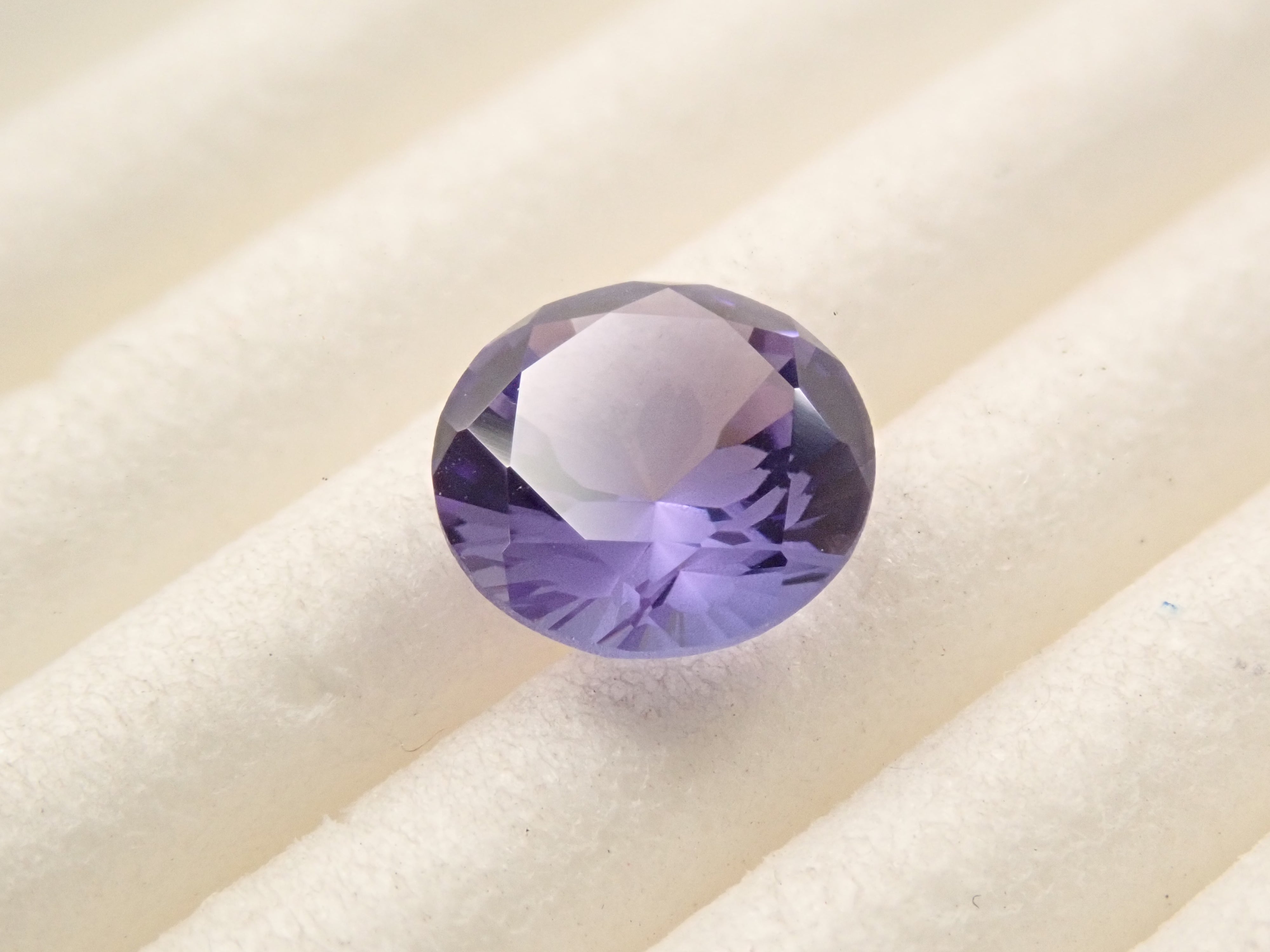 【12557971掲載】タンザニア産タンザナイト 0.774ctルース