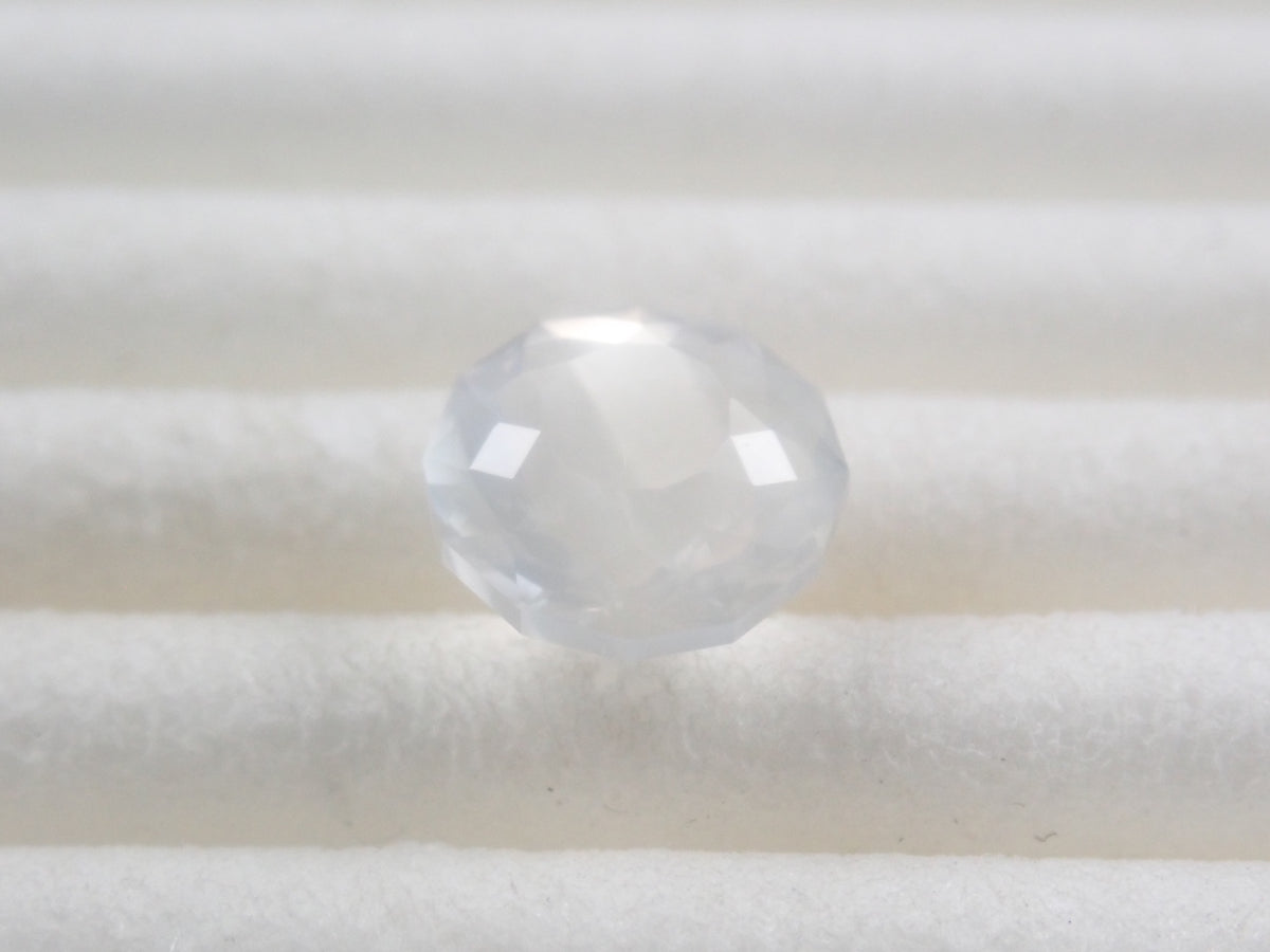 【9/6 22時販売】スリランカ・ウバ産ムーンストーン 6.1mm/0.828ctルース
