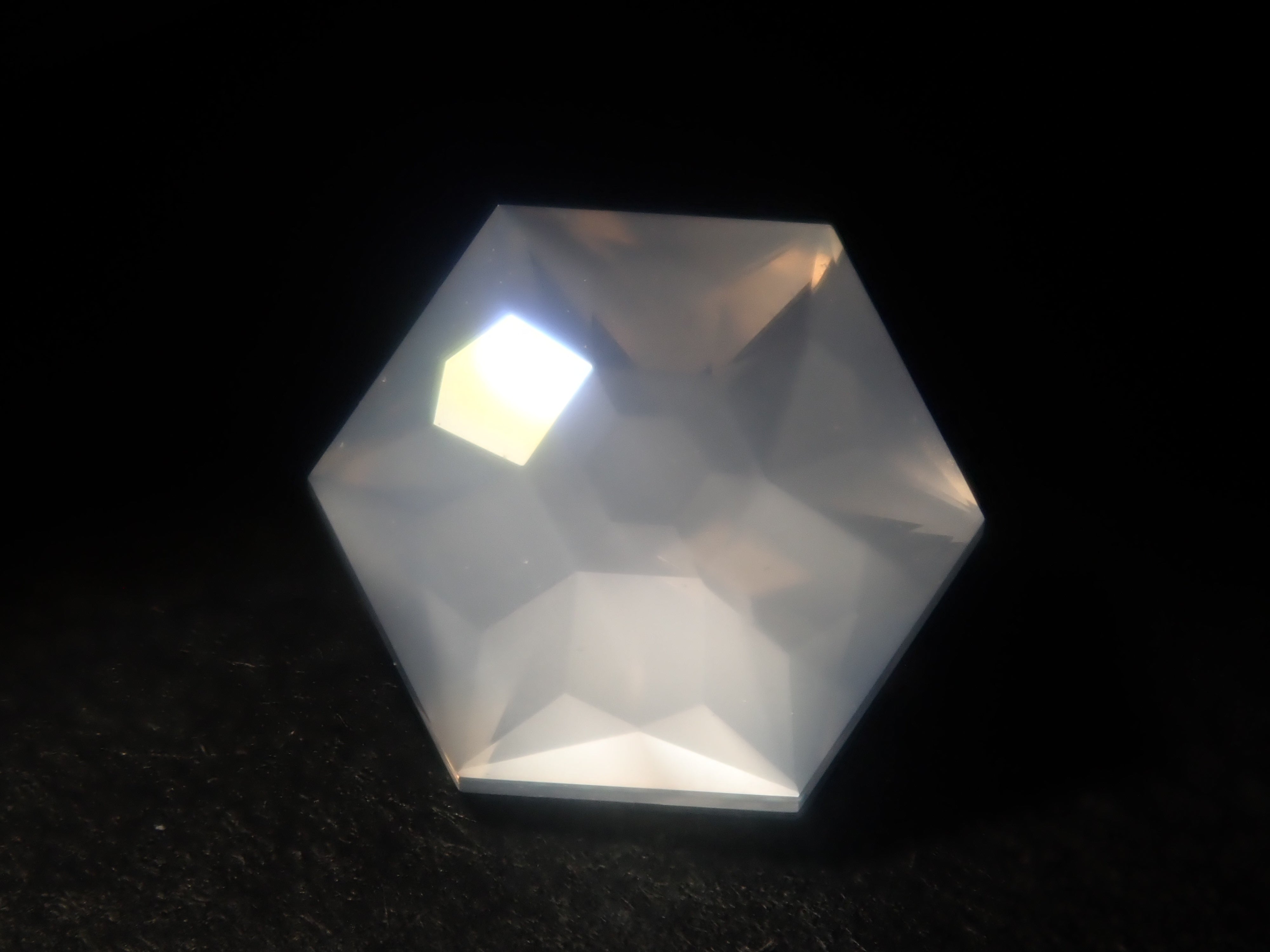 【9/6 22時販売】スリランカ・ウバ産ムーンストーン 1.155ctルース