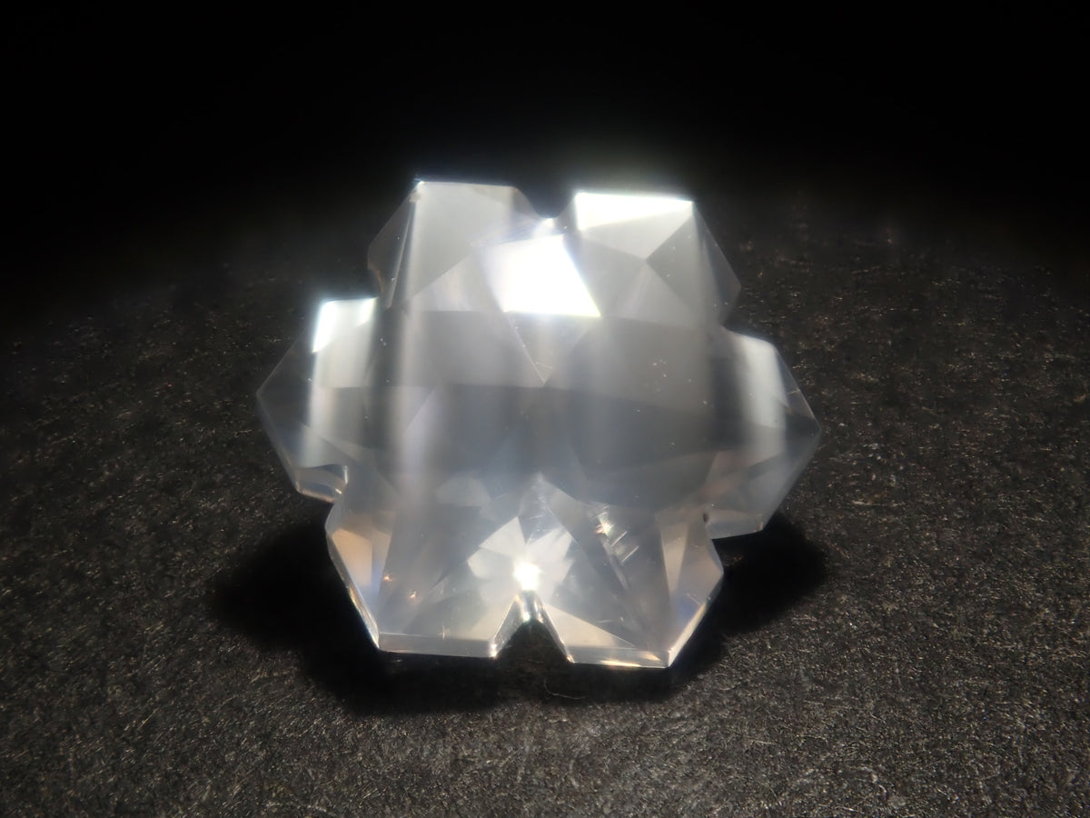 【9/14 22時販売】スリランカ・ウバ産ムーンストーン 0.872ctルース