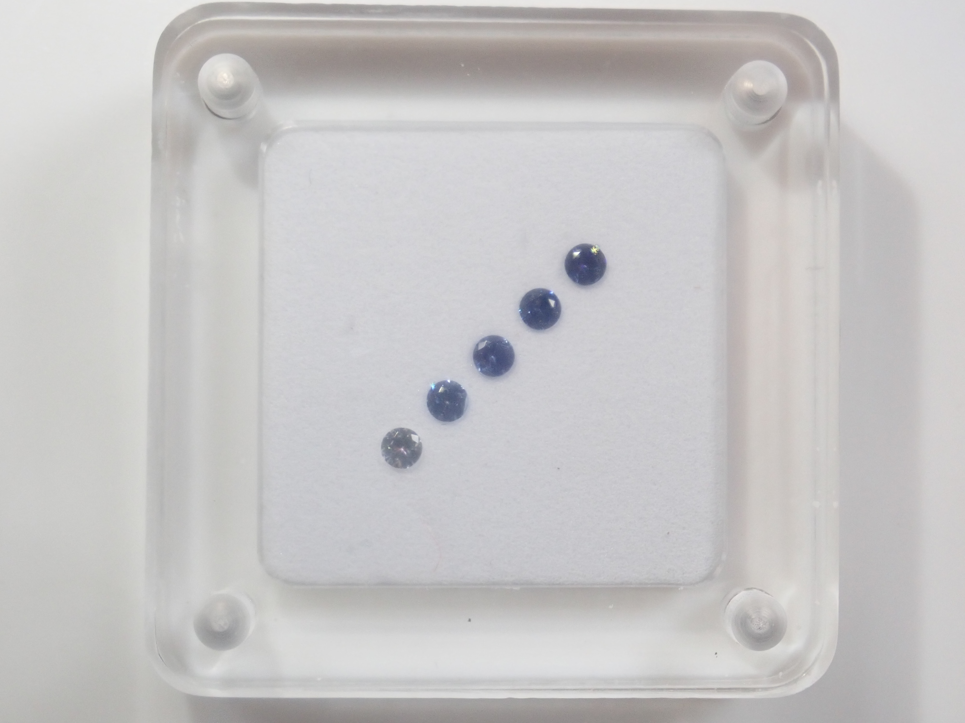 《Limited to 1 Set》Benitoite Gradation 5-Stone Set (2.0mm, includes top quality) 《Multiple Purchase Discount Available》